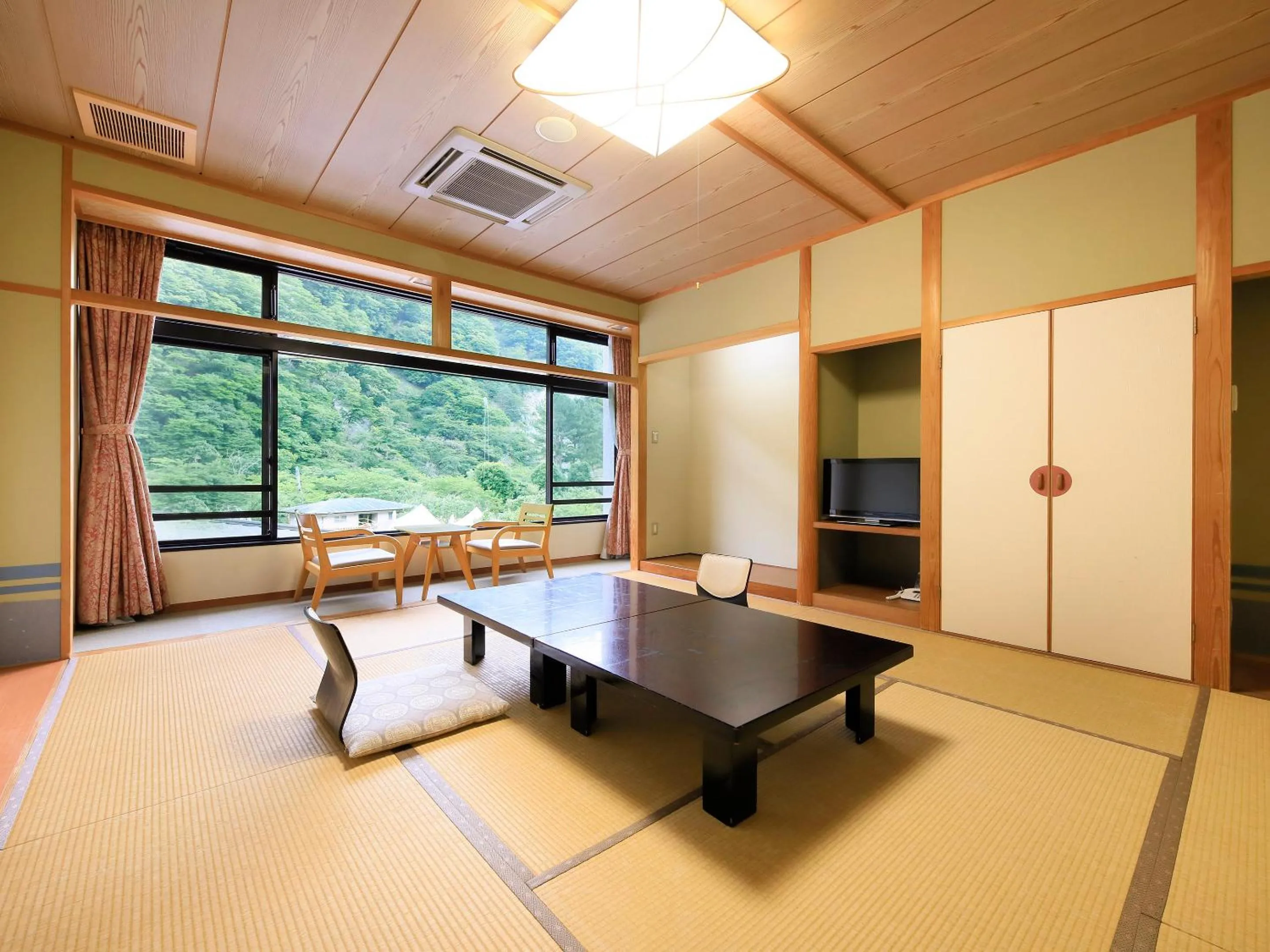 Photo of the whole room in SPRINGS VILLAGE 足柄 丹沢温泉リゾート＆グランピング