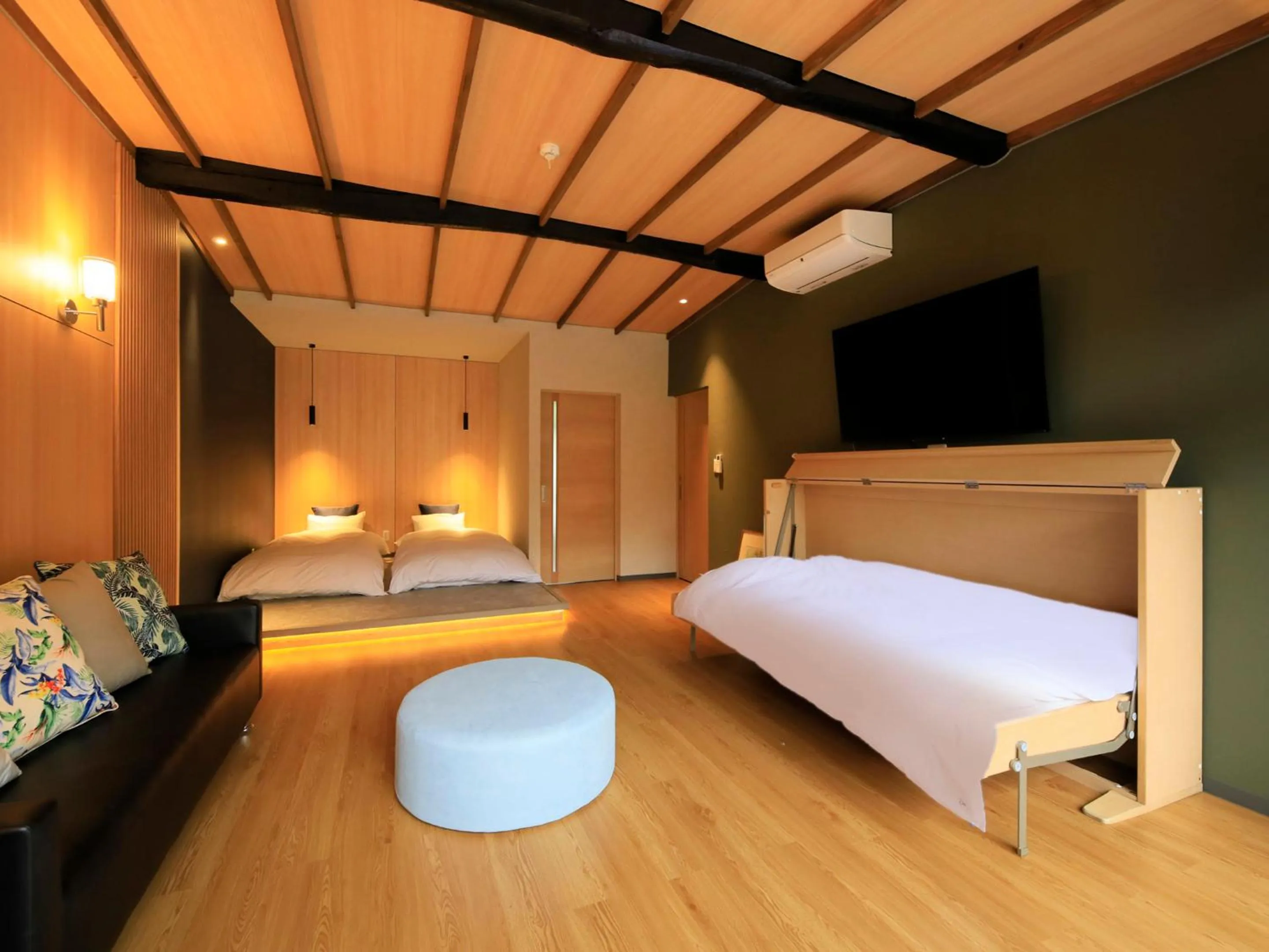 Bed in SPRINGS VILLAGE 足柄 丹沢温泉リゾート＆グランピング