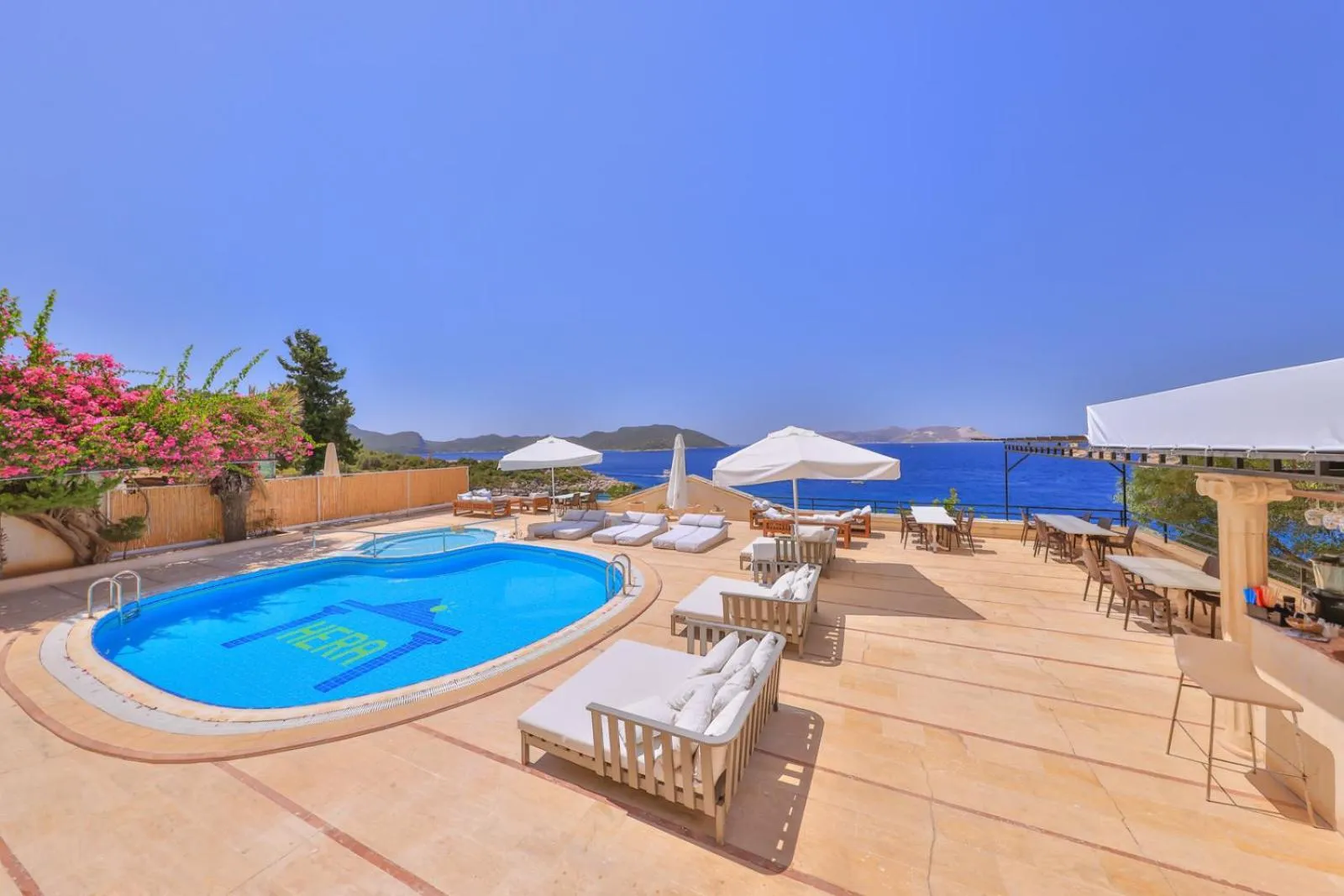 Swimming pool in Hera Hotel