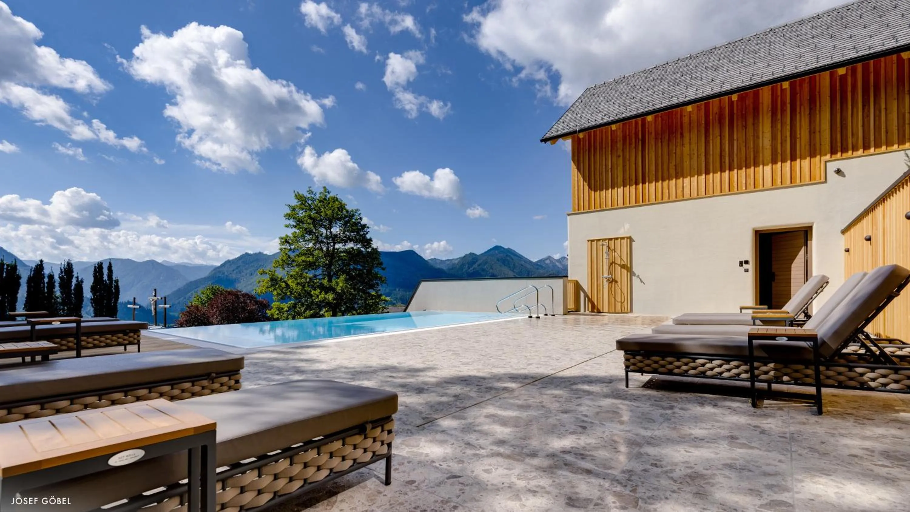 Mountain view in Hideaway Hotel Montestyria Chalets & Suiten