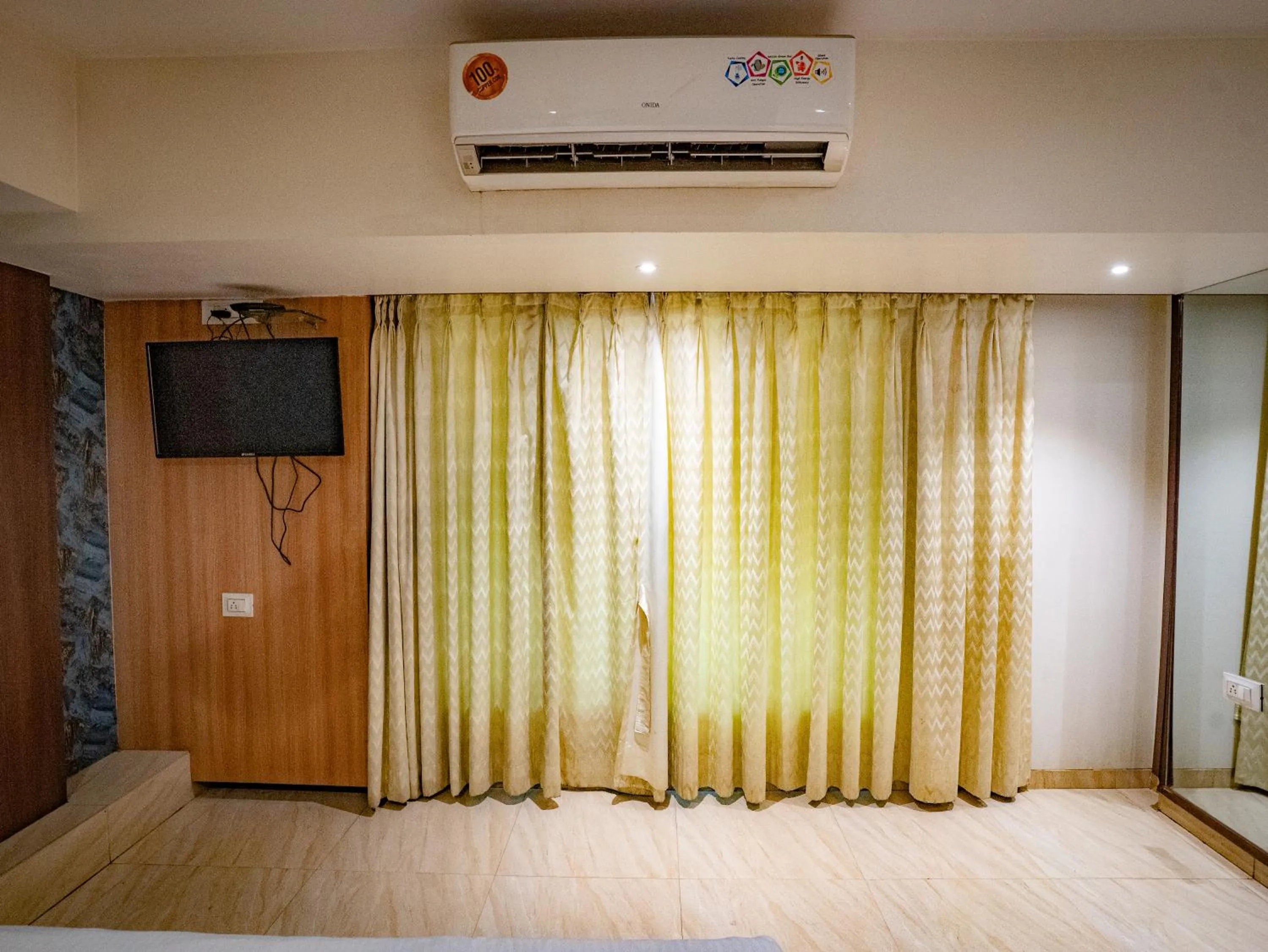 Hotel Mourya Residency