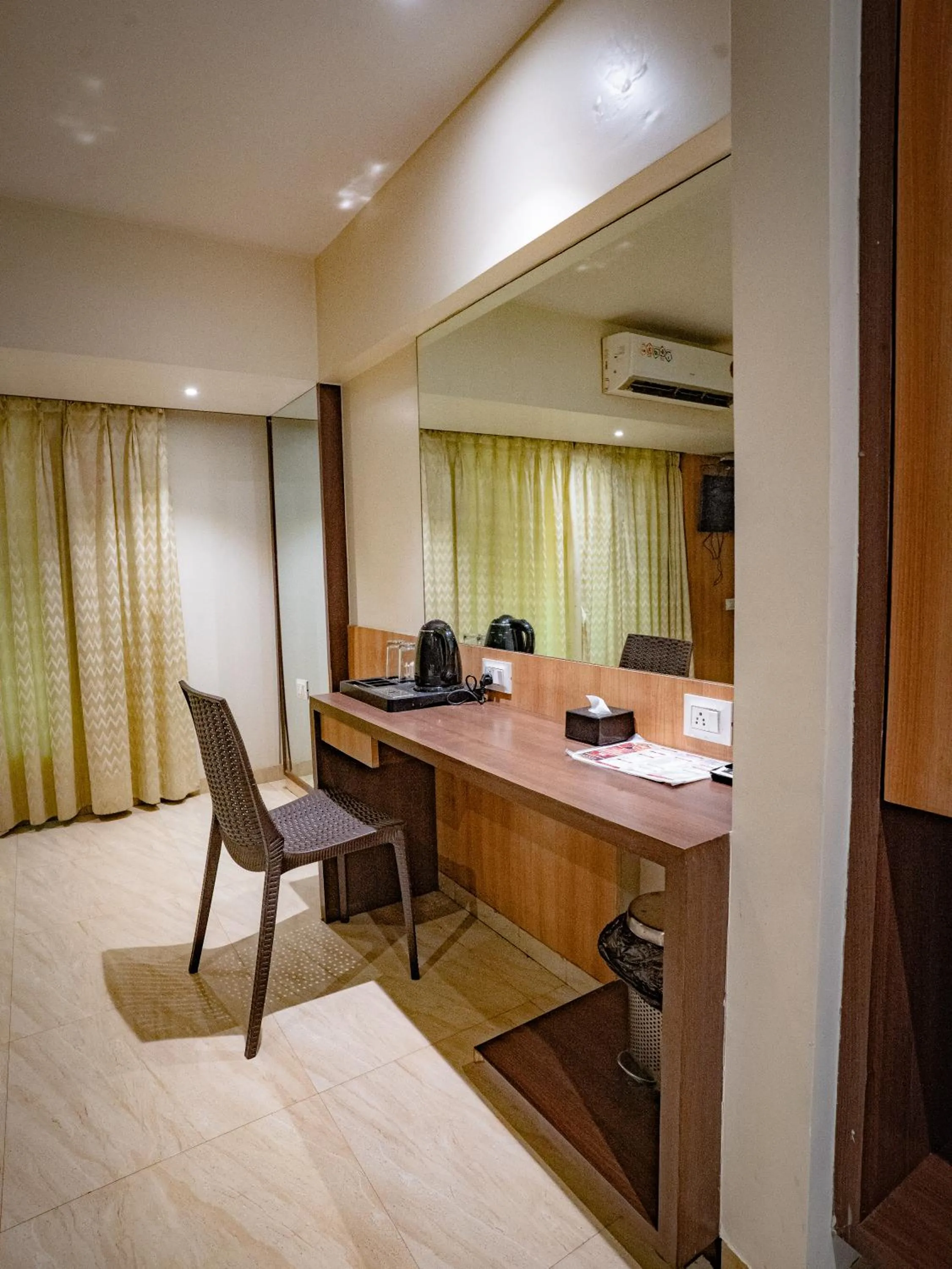 Hotel Mourya Residency
