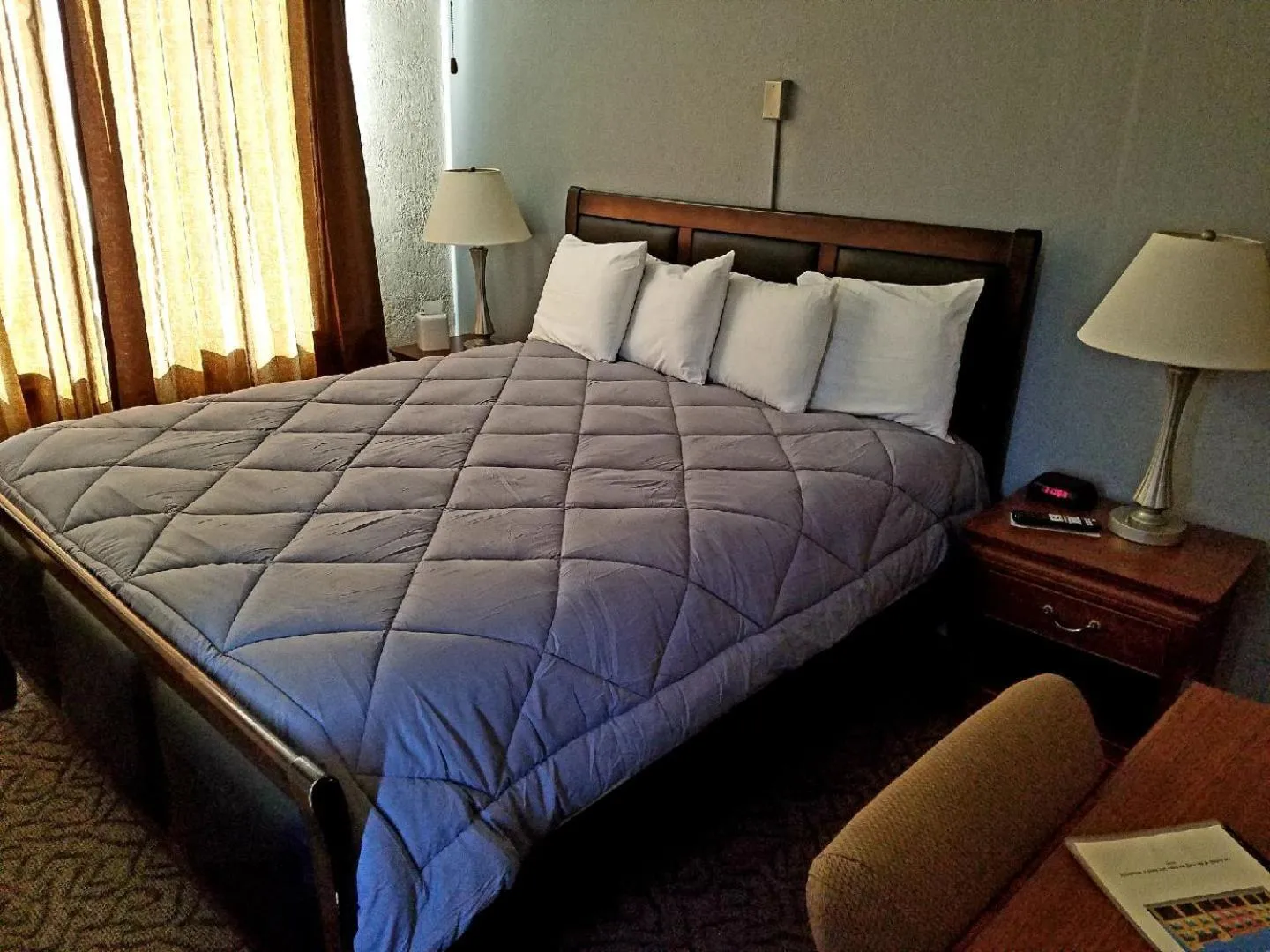 Bed in Monte Villa Hotel