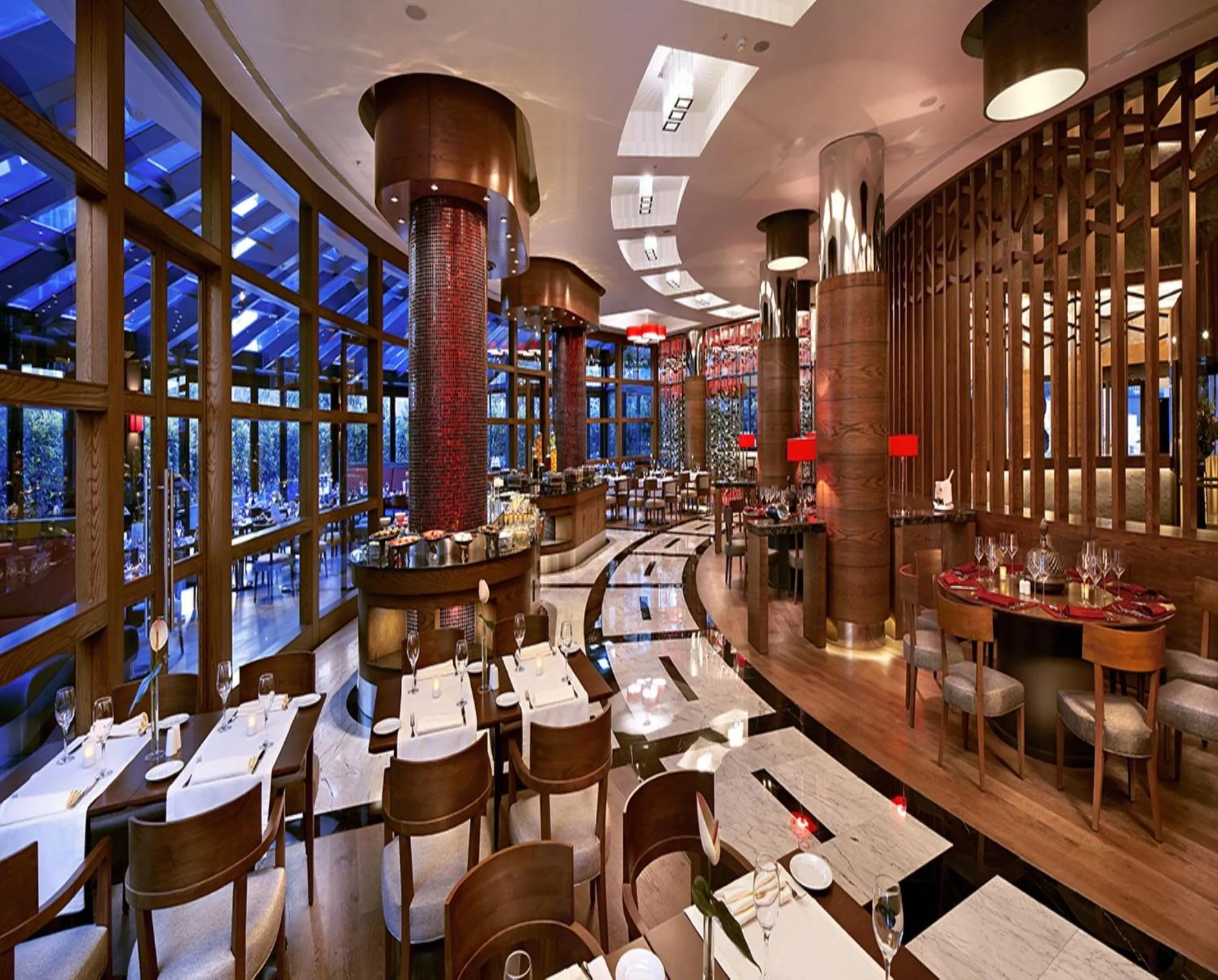 Restaurant/places to eat in Surmeli Istanbul Hotel