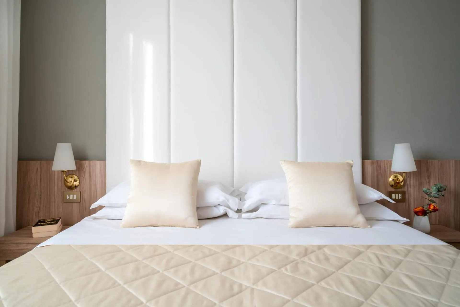 Bed in Hotel Re Enzo