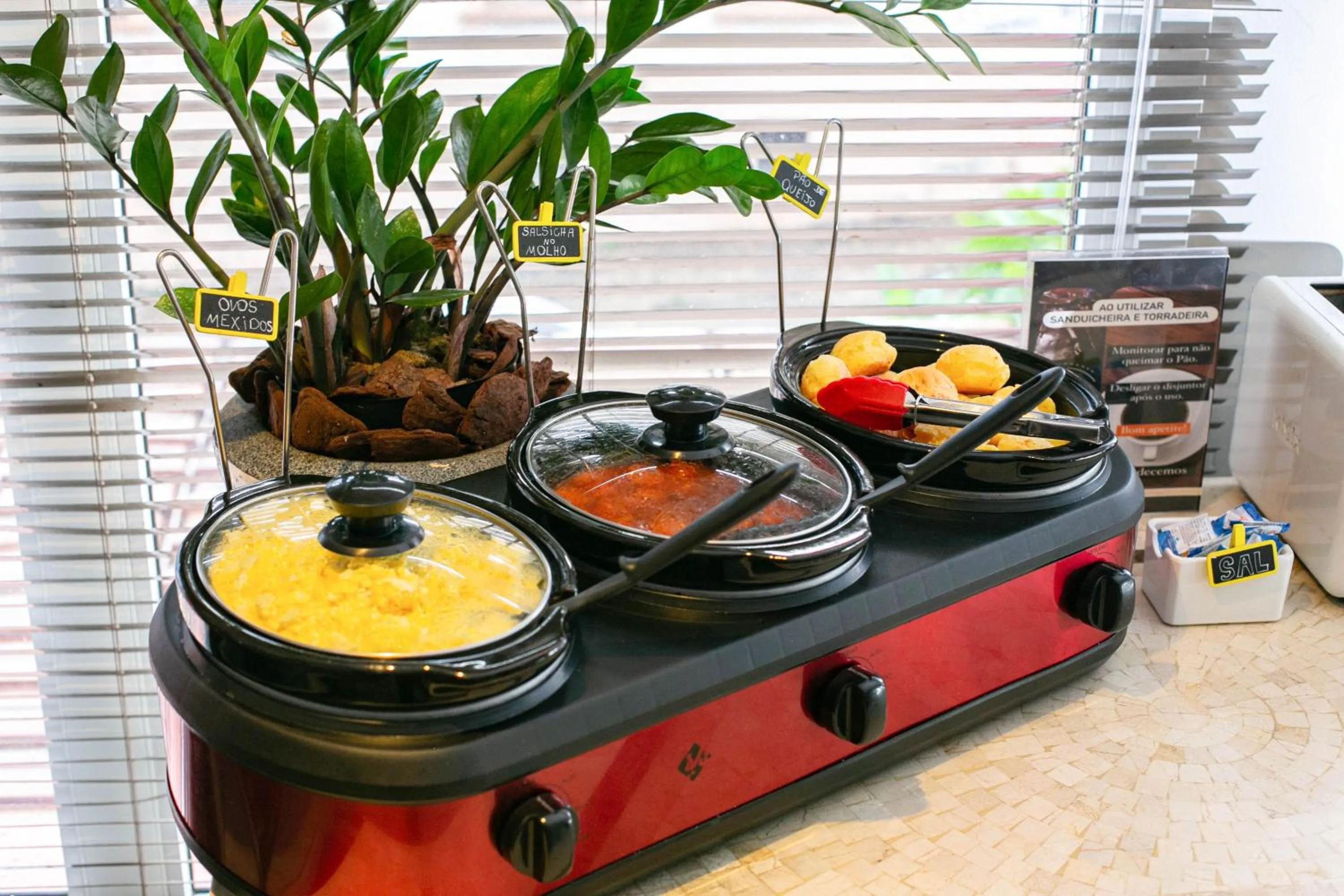 Breakfast in I-Hotel Piracicaba