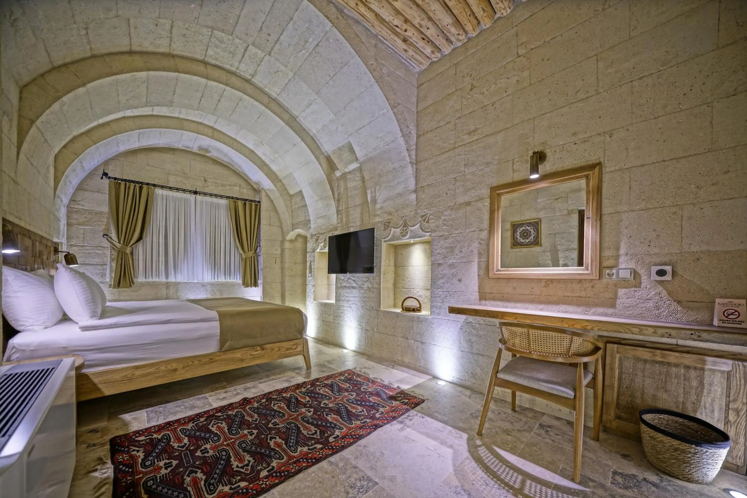 Photo of the whole room, Bed in Kappadoks Cave Hotel