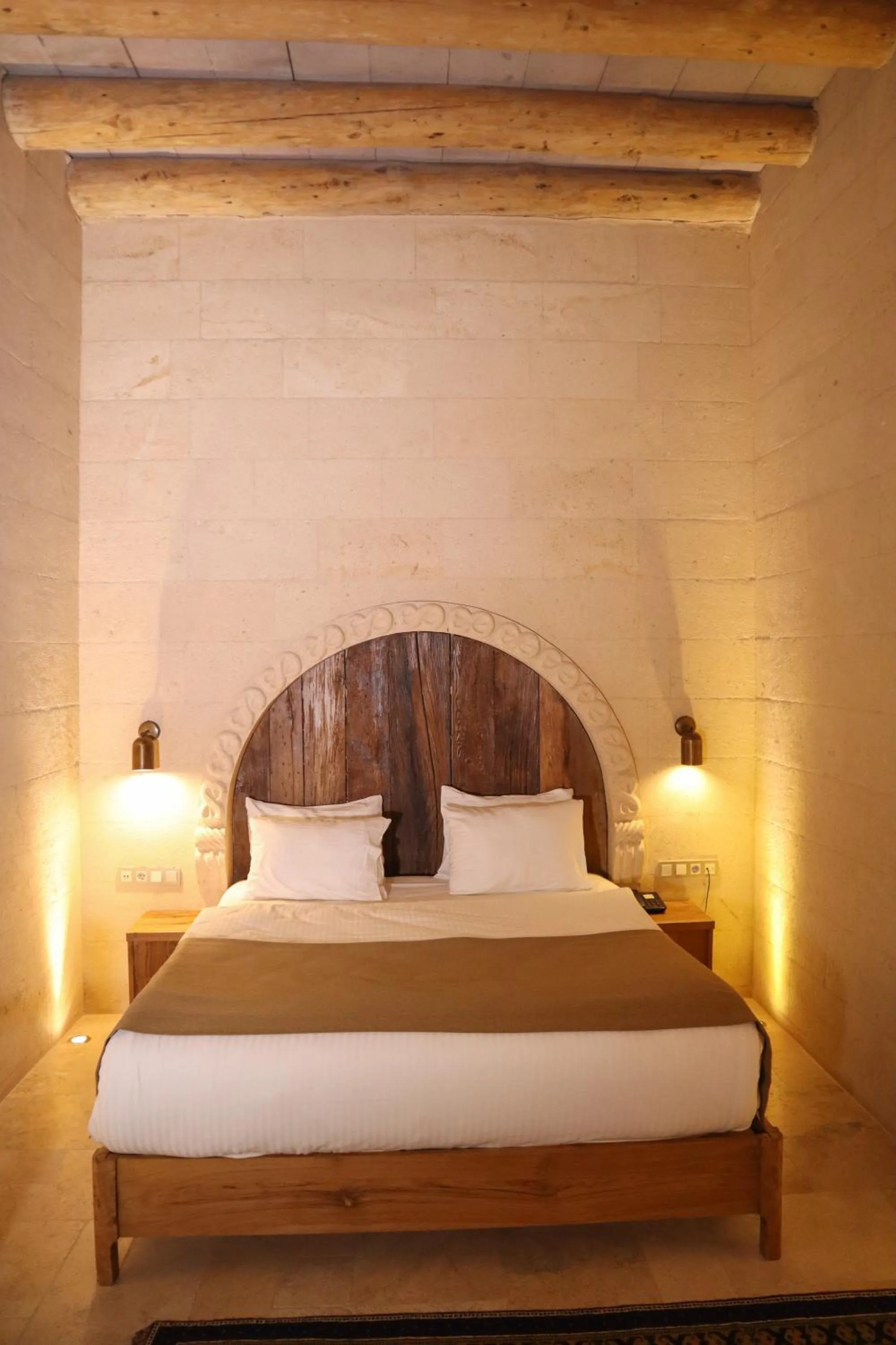 Bed in Kappadoks Cave Hotel