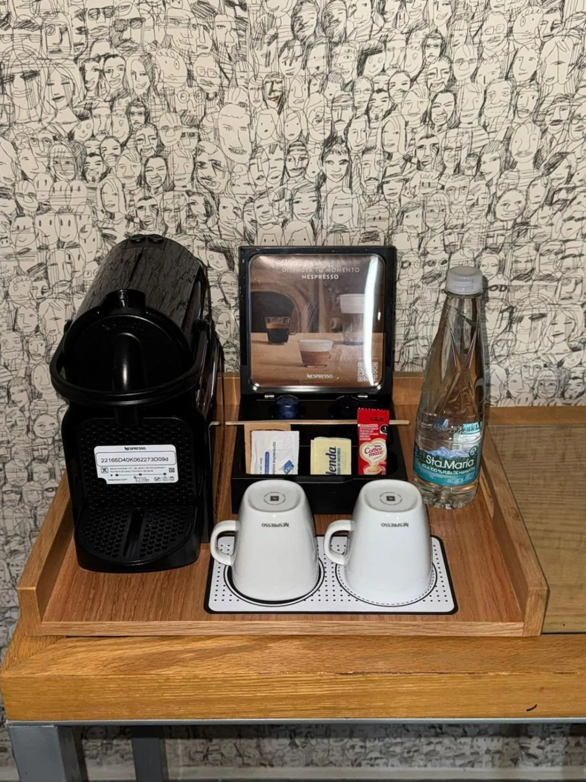 Coffee/tea facilities in Hotel Perla Central
