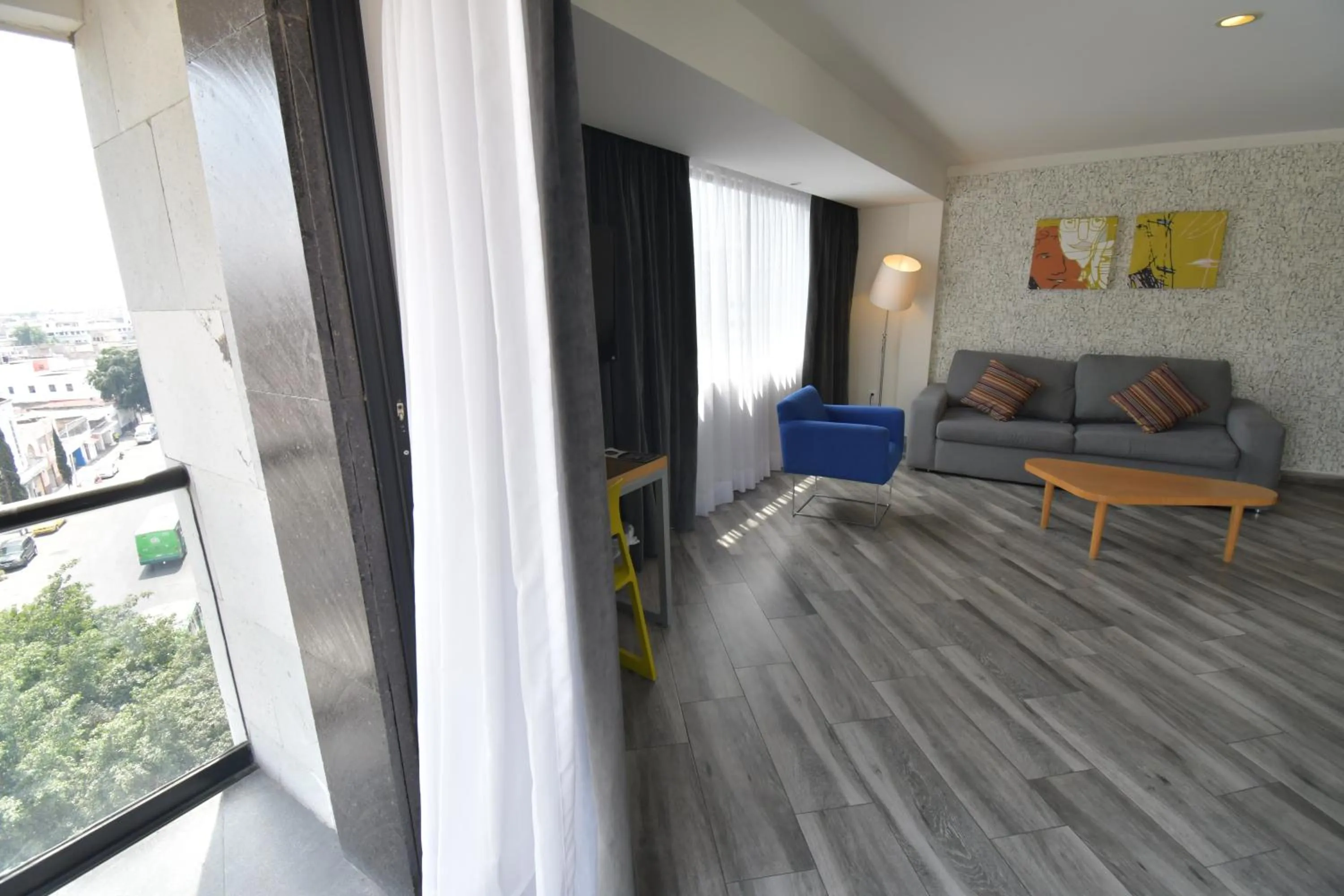 Photo of the whole room in Hotel Perla Central