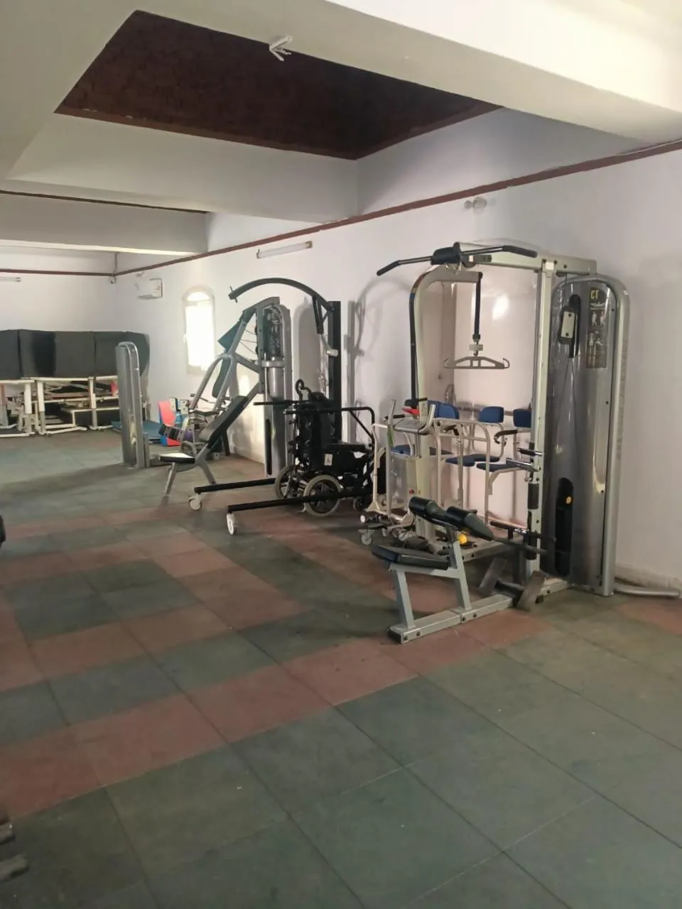 Fitness centre/facilities in Dolphin Continental Hotel