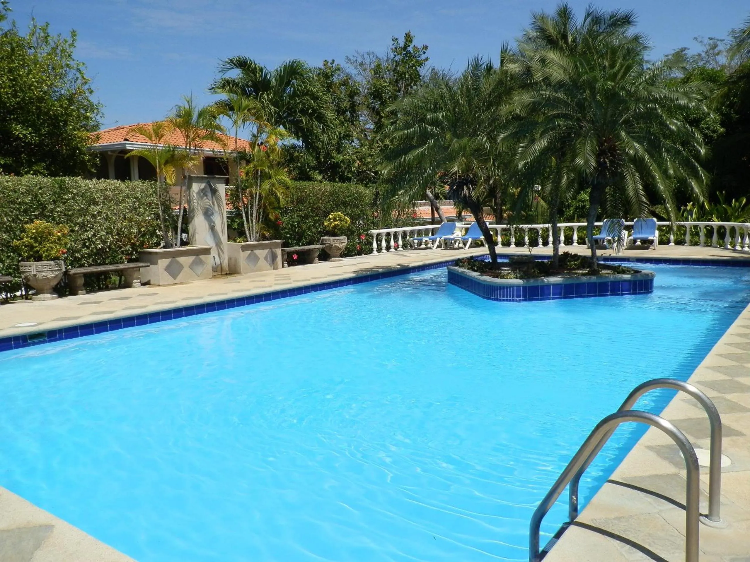 Swimming pool in Villa del Sueño
