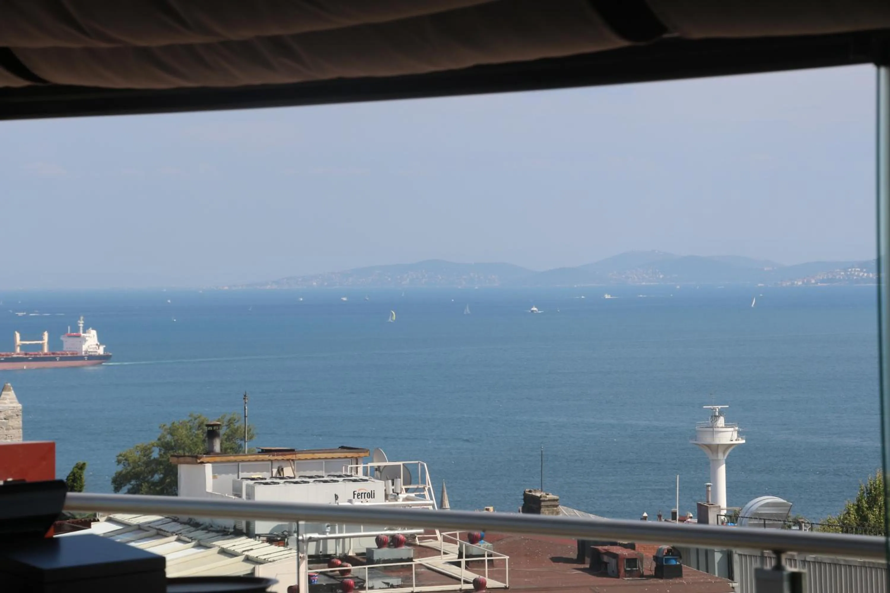 Restaurant/places to eat in Mina Hotel - Special Category