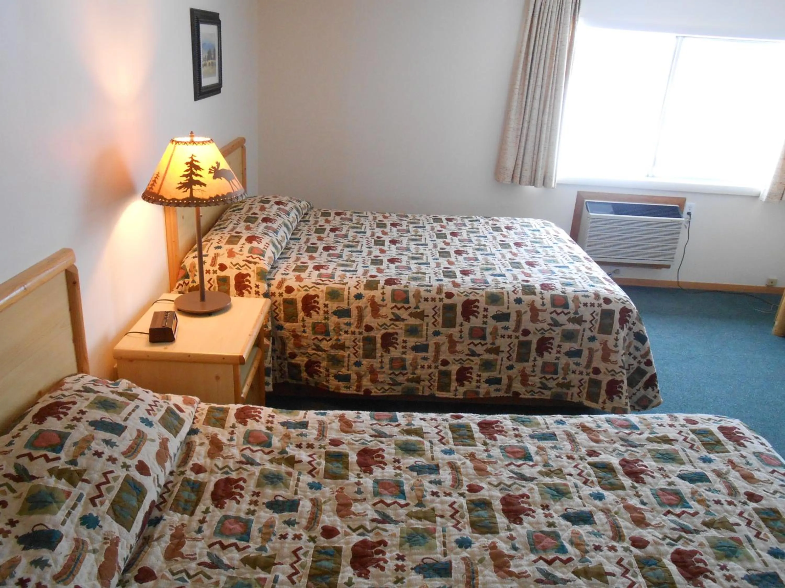 Bedroom, Bed in Ninepipes Lodge