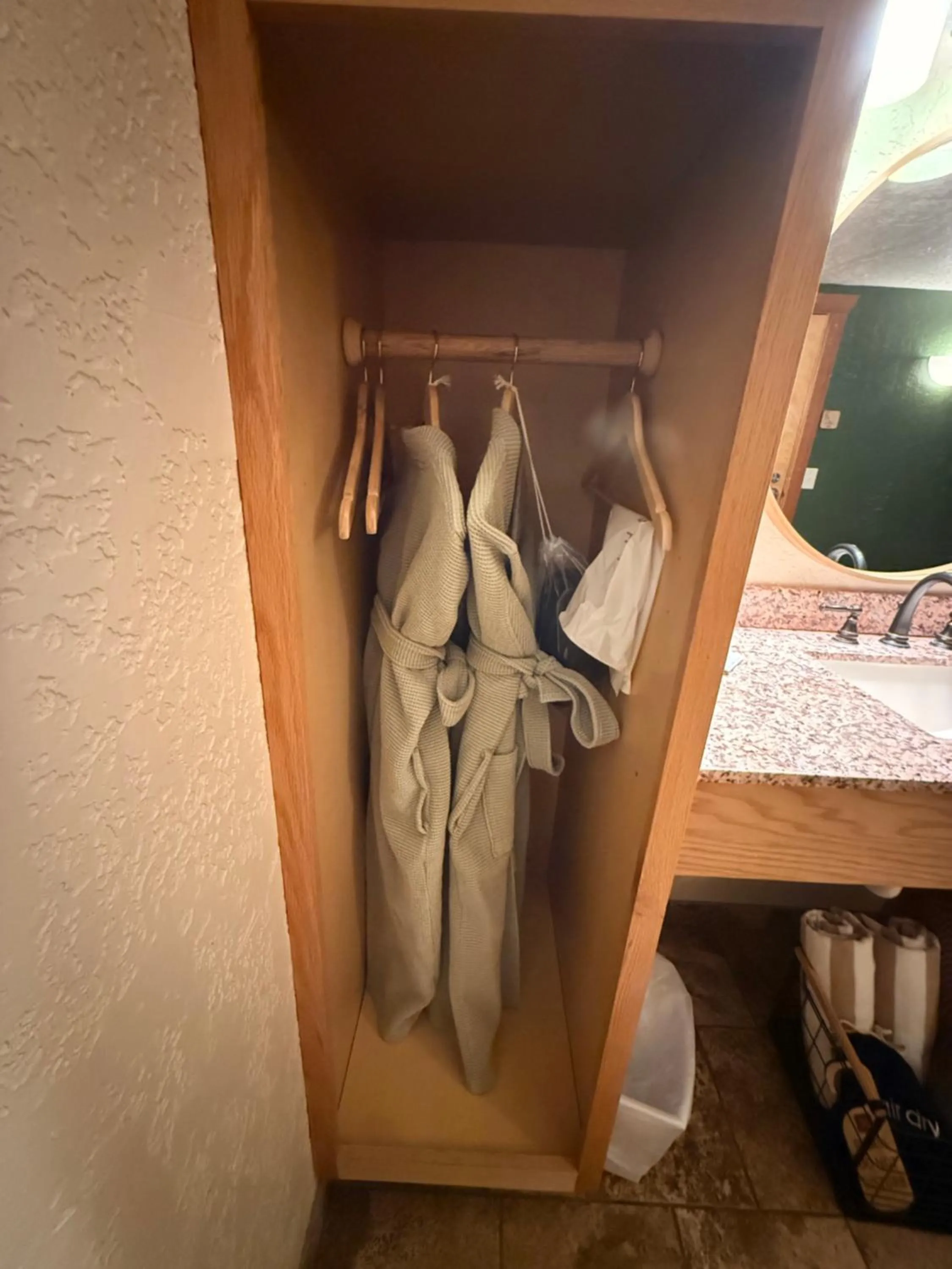 wardrobe in Ninepipes Lodge