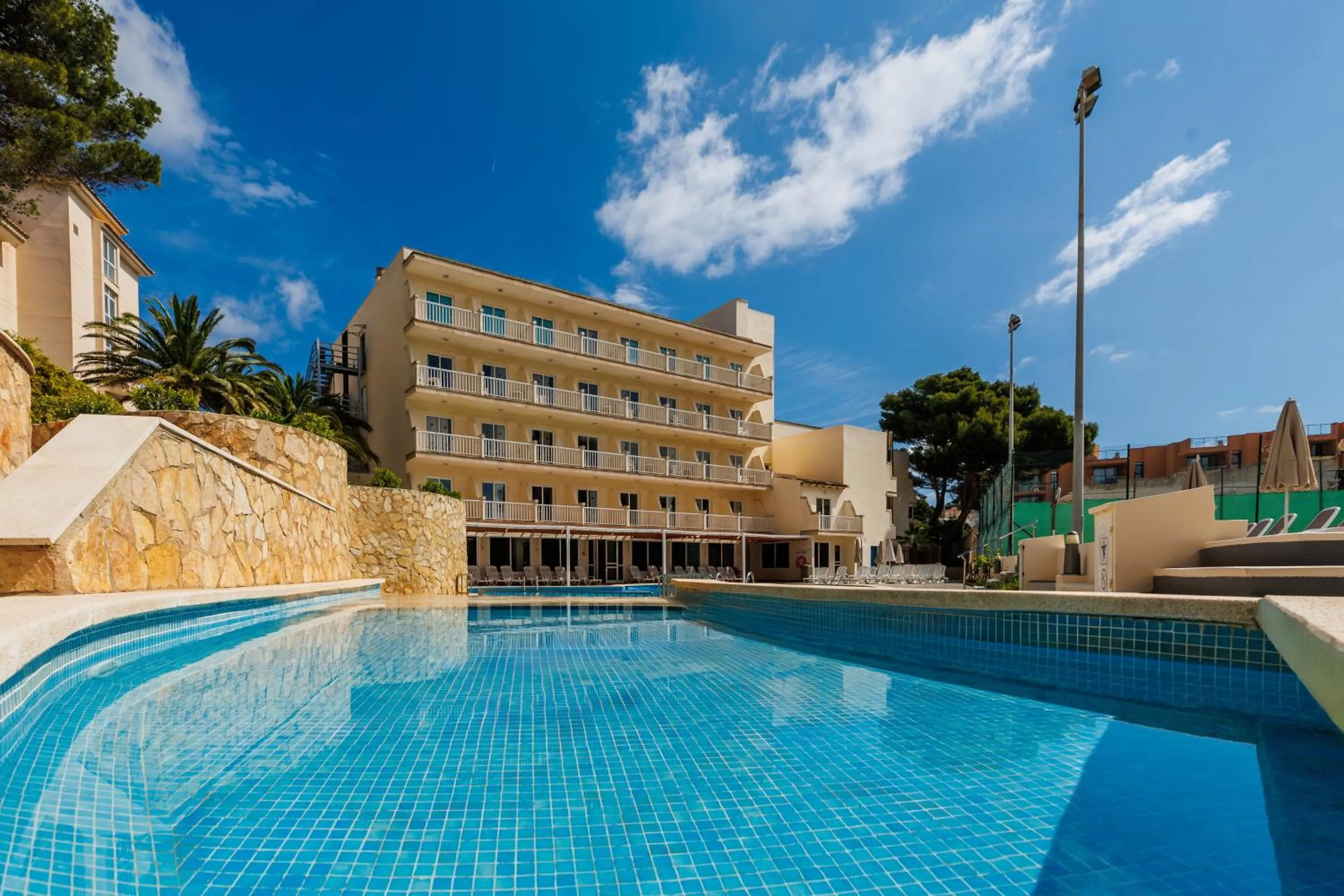 Property building in O7 Club Cala Ratjada