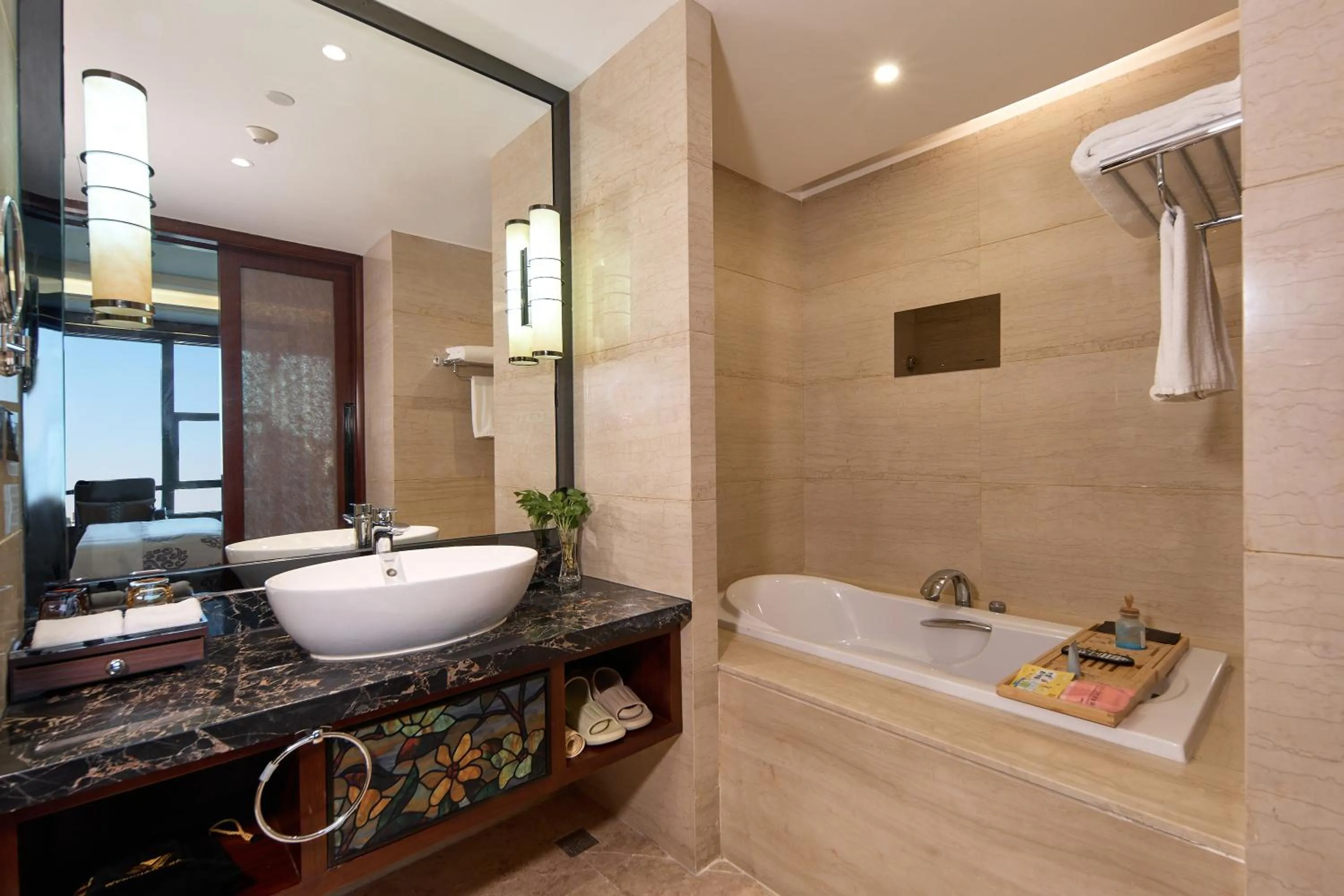 Bathroom in Wyndham Grand Plaza Royale Chenzhou