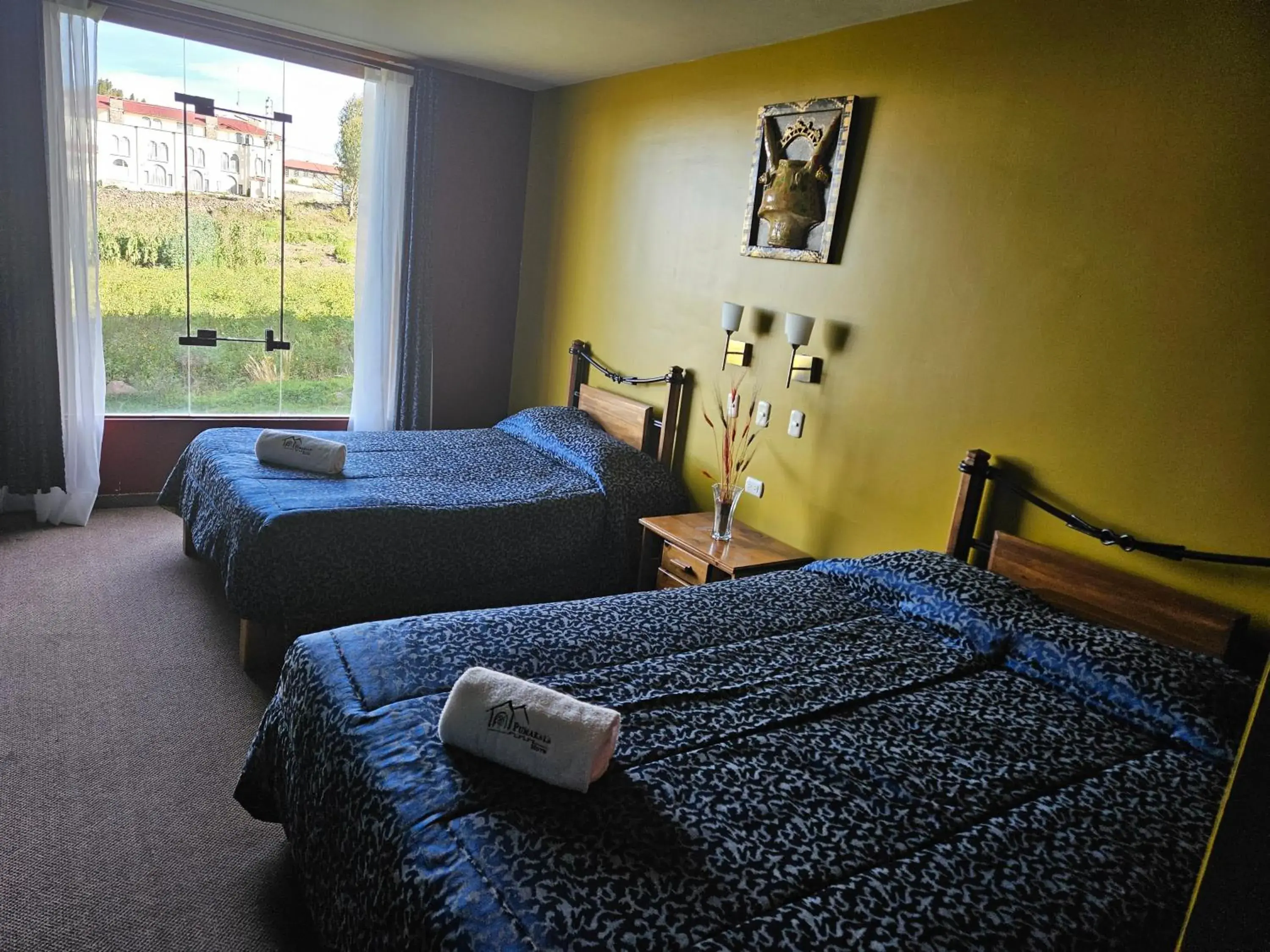 Budget Twin Room in Hotel Pumakala Budget Twin Room in Hotel Pumakala