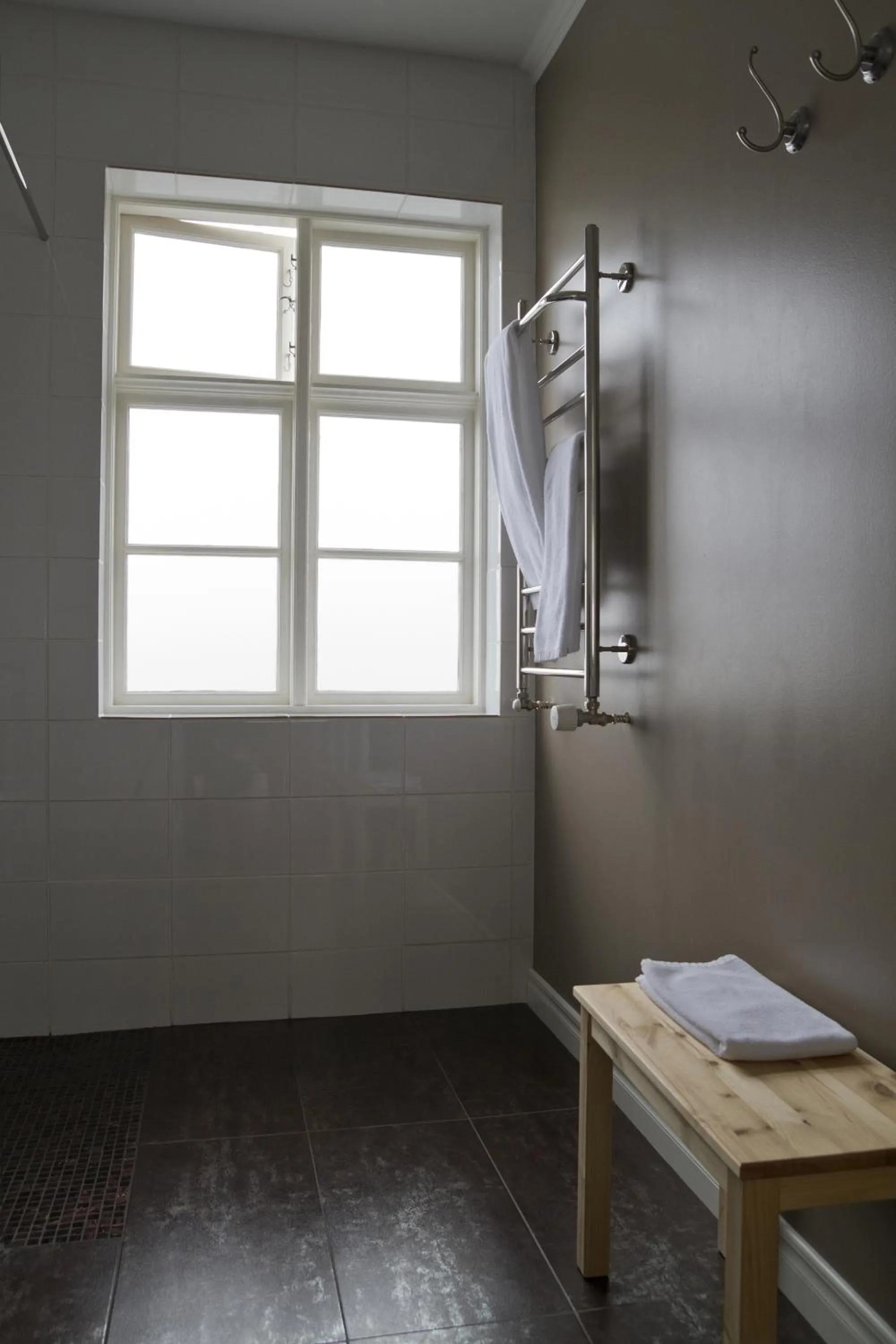 Decorative detail in Lónsleira Apartments