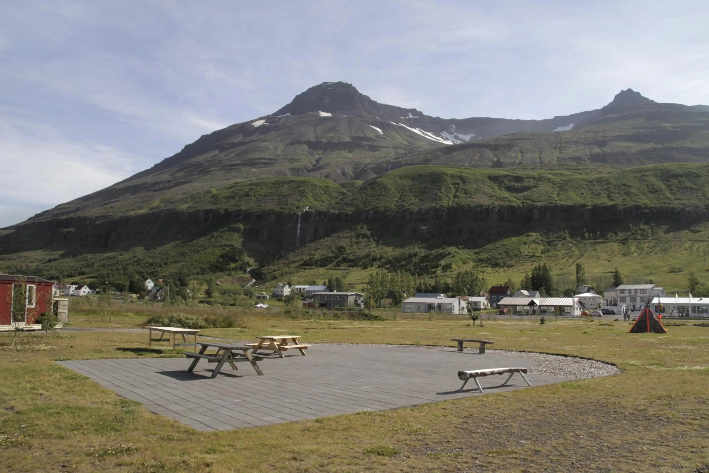 Mountain view in Lónsleira Apartments