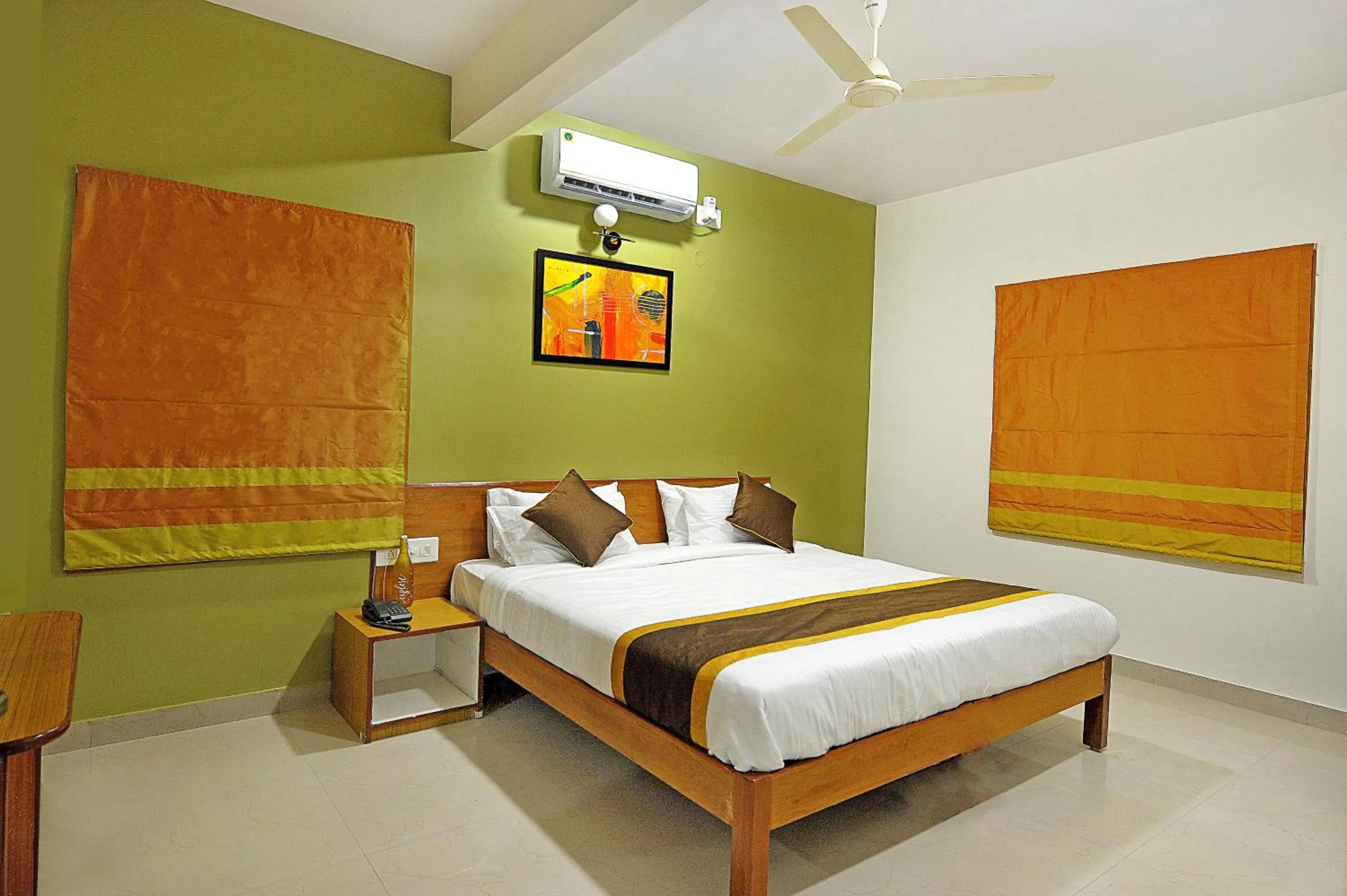 Bedroom, Bed in Airport Bliss Boutique Hotel Near Kempegowda International Airport Bangalore