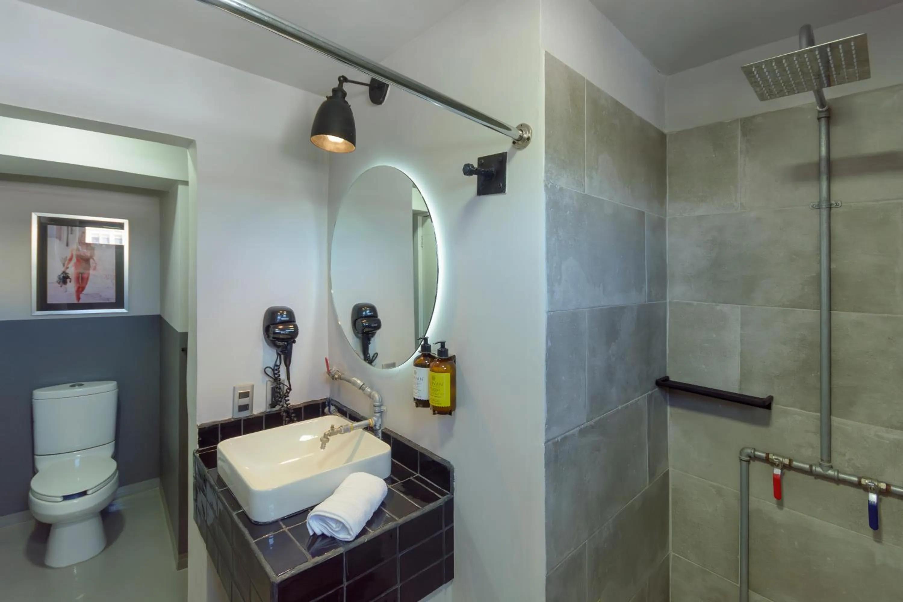 Shower in Hotel NEXT