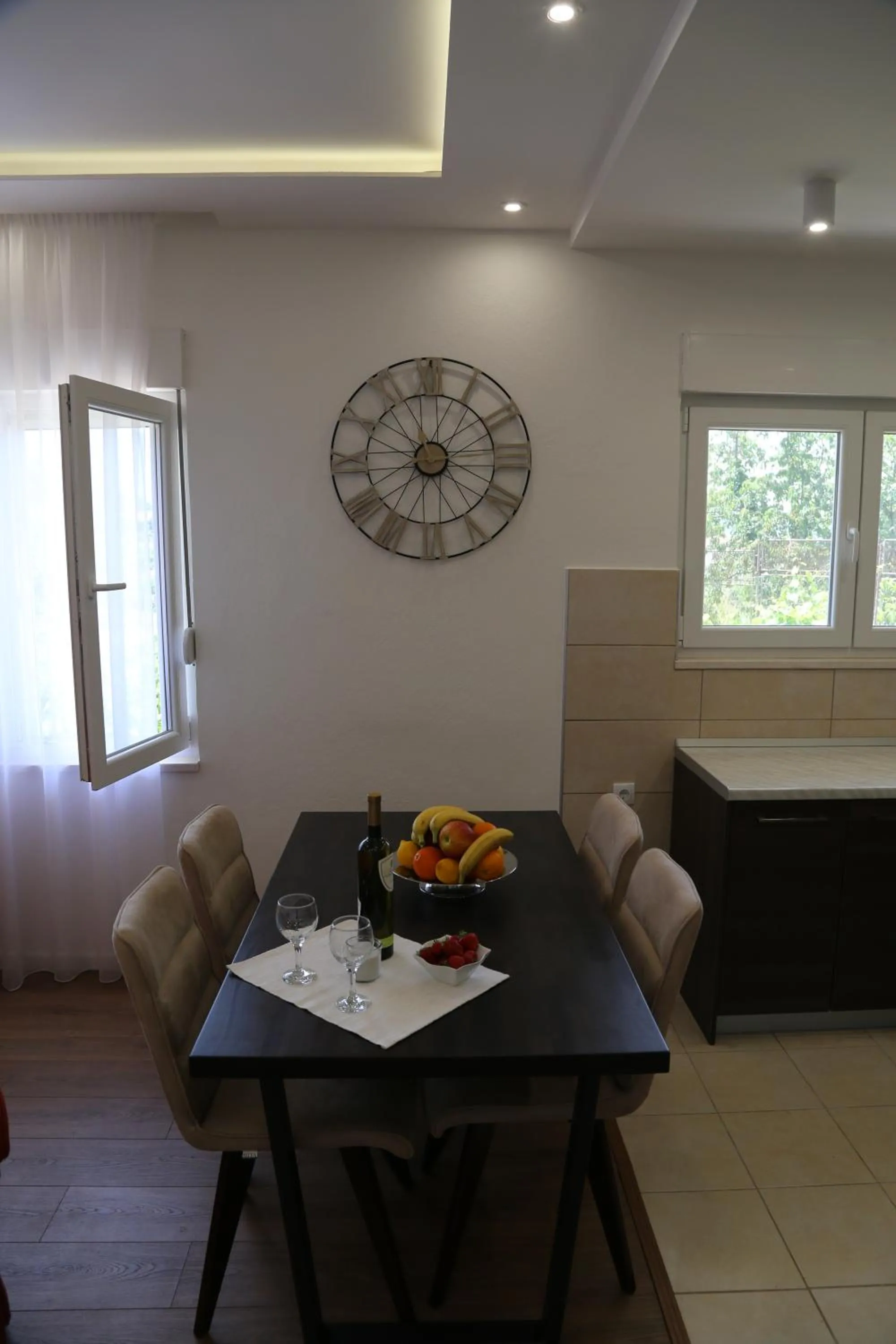 Dining area in Garden House Apartment