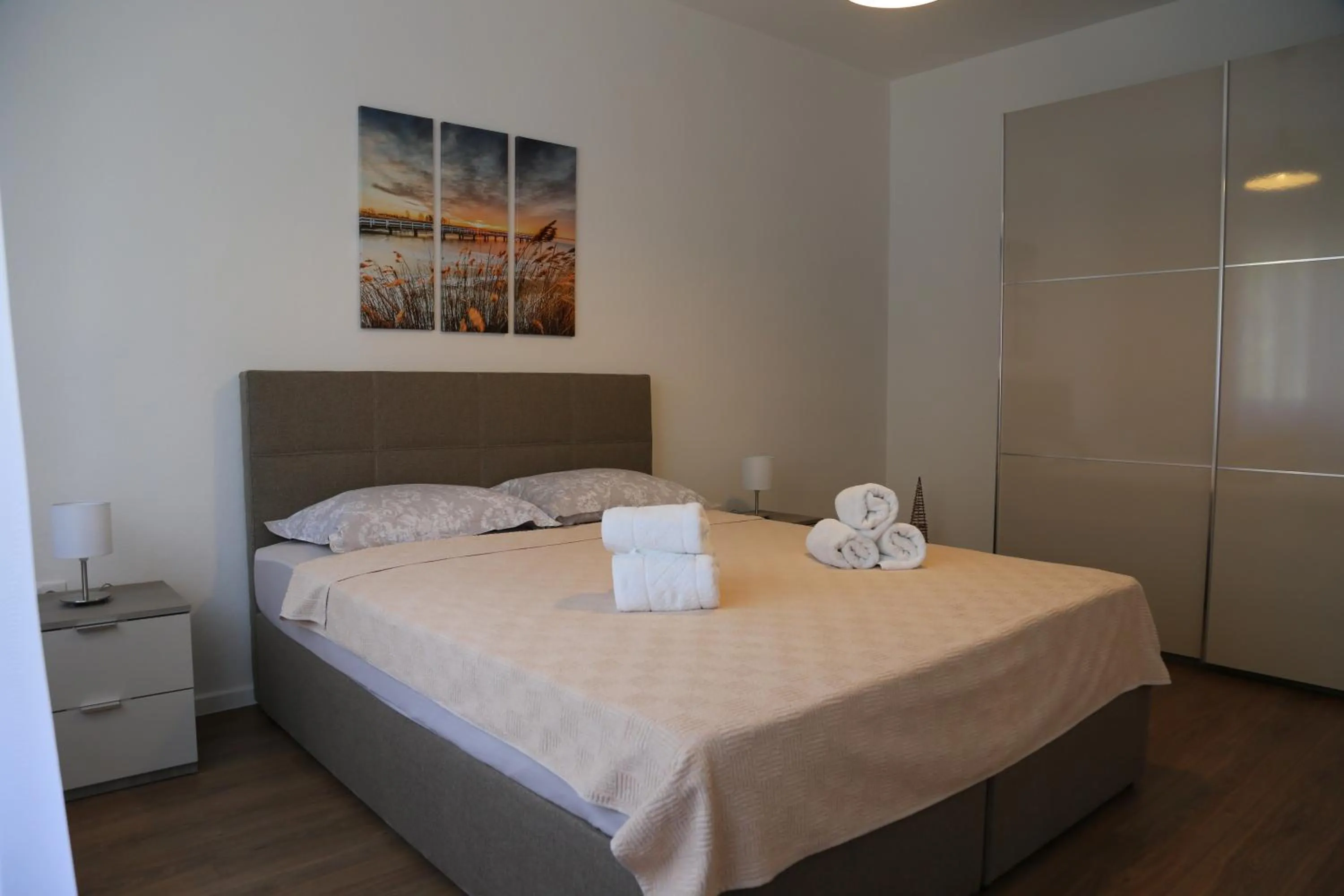 Bedroom, Bed in Garden House Apartment