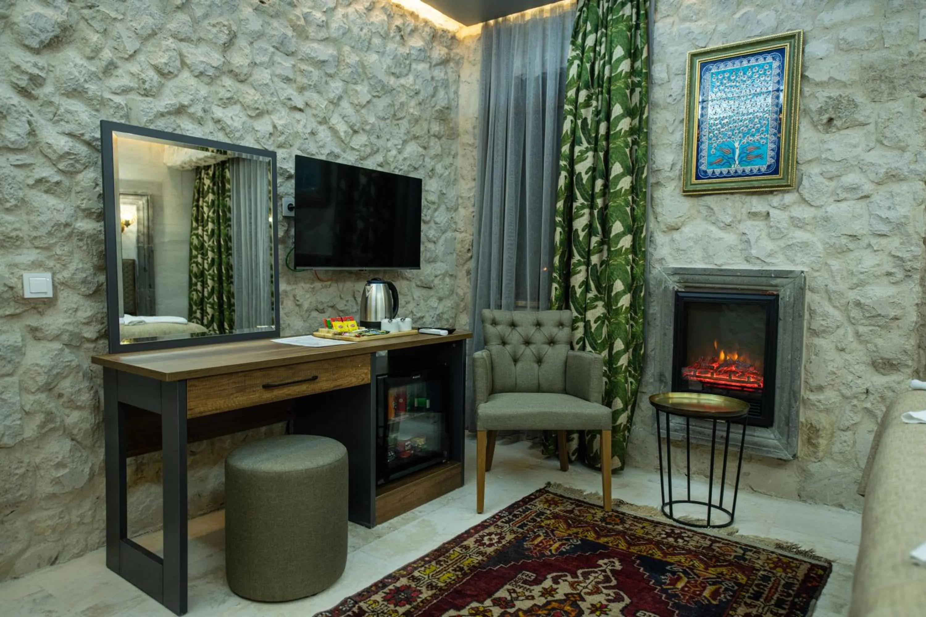 TV and multimedia in Ahiyan Hotel