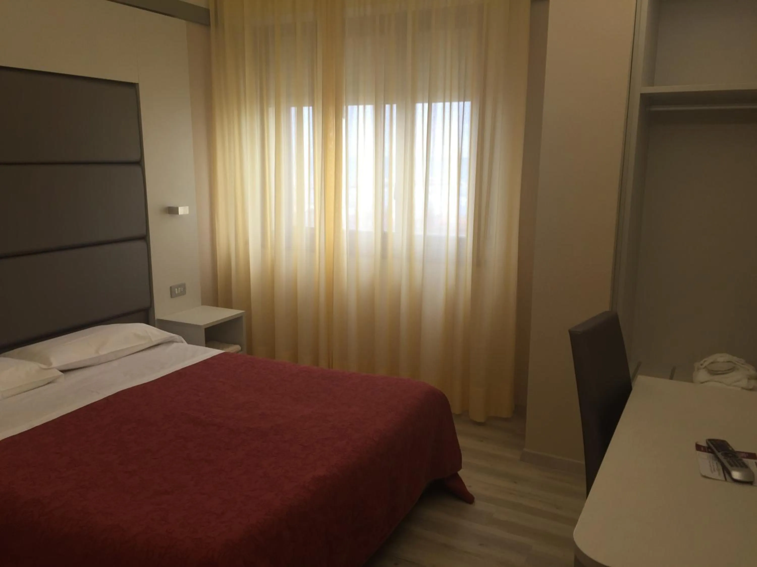 Day, Bed in Hotel Elisabeth Due