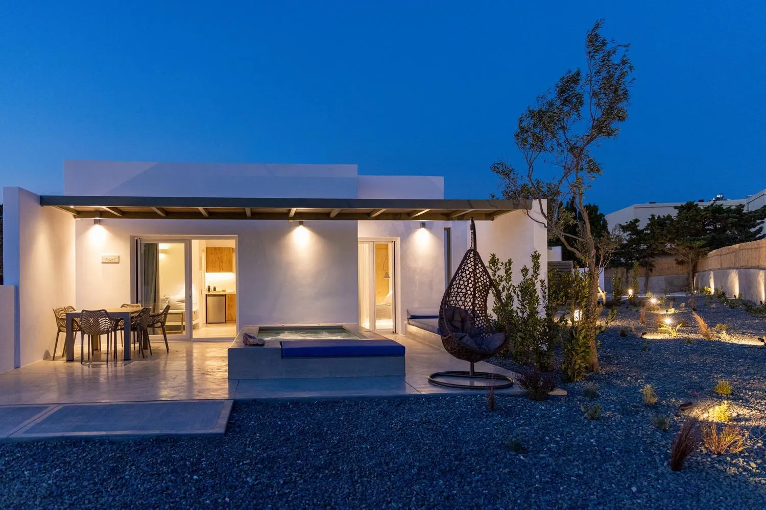 Patio in White Holidays Project