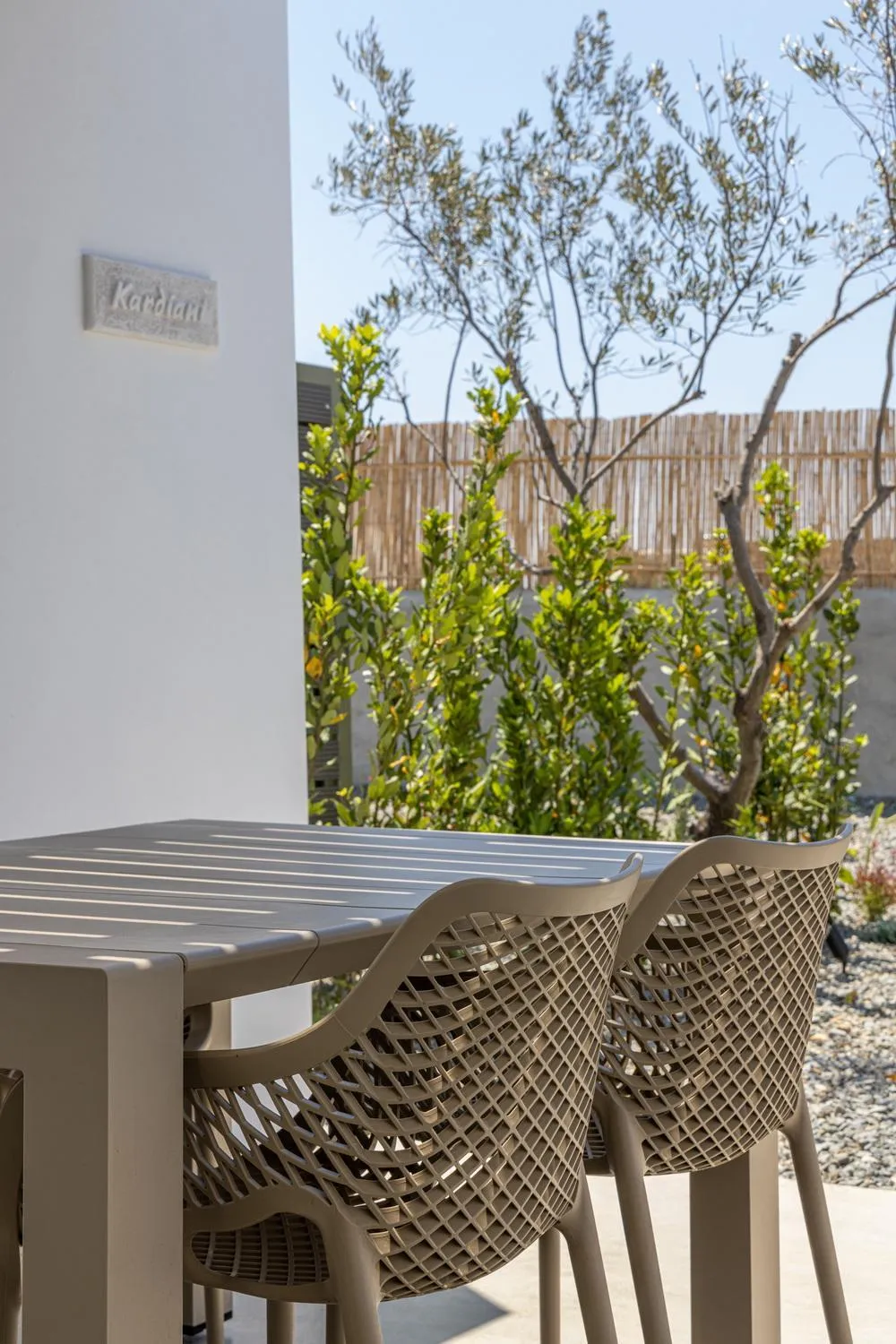 Patio in White Holidays Project