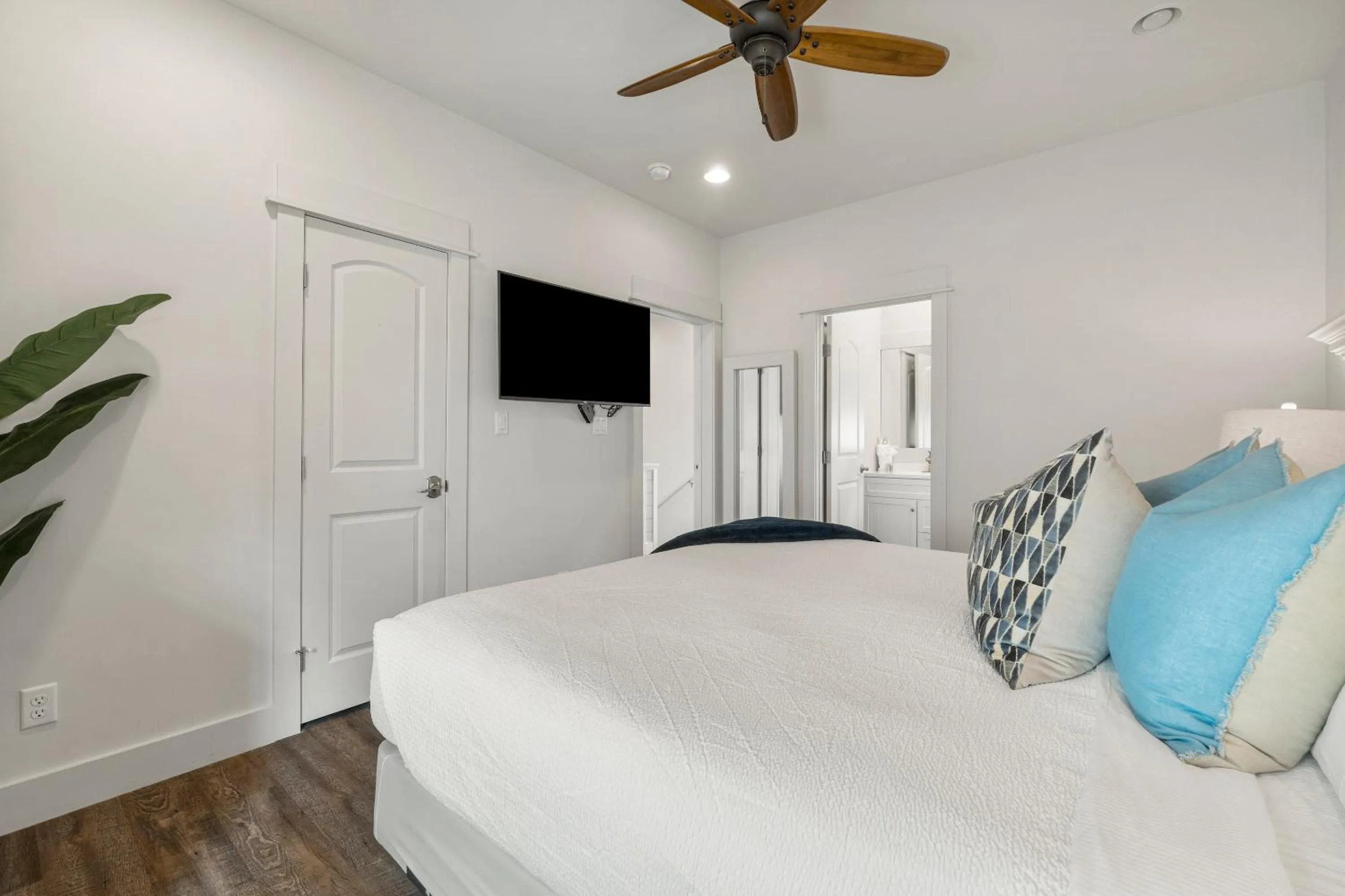 Bed in 30A Beach House - Summerwind at TreeTop by Panhandle Getaways