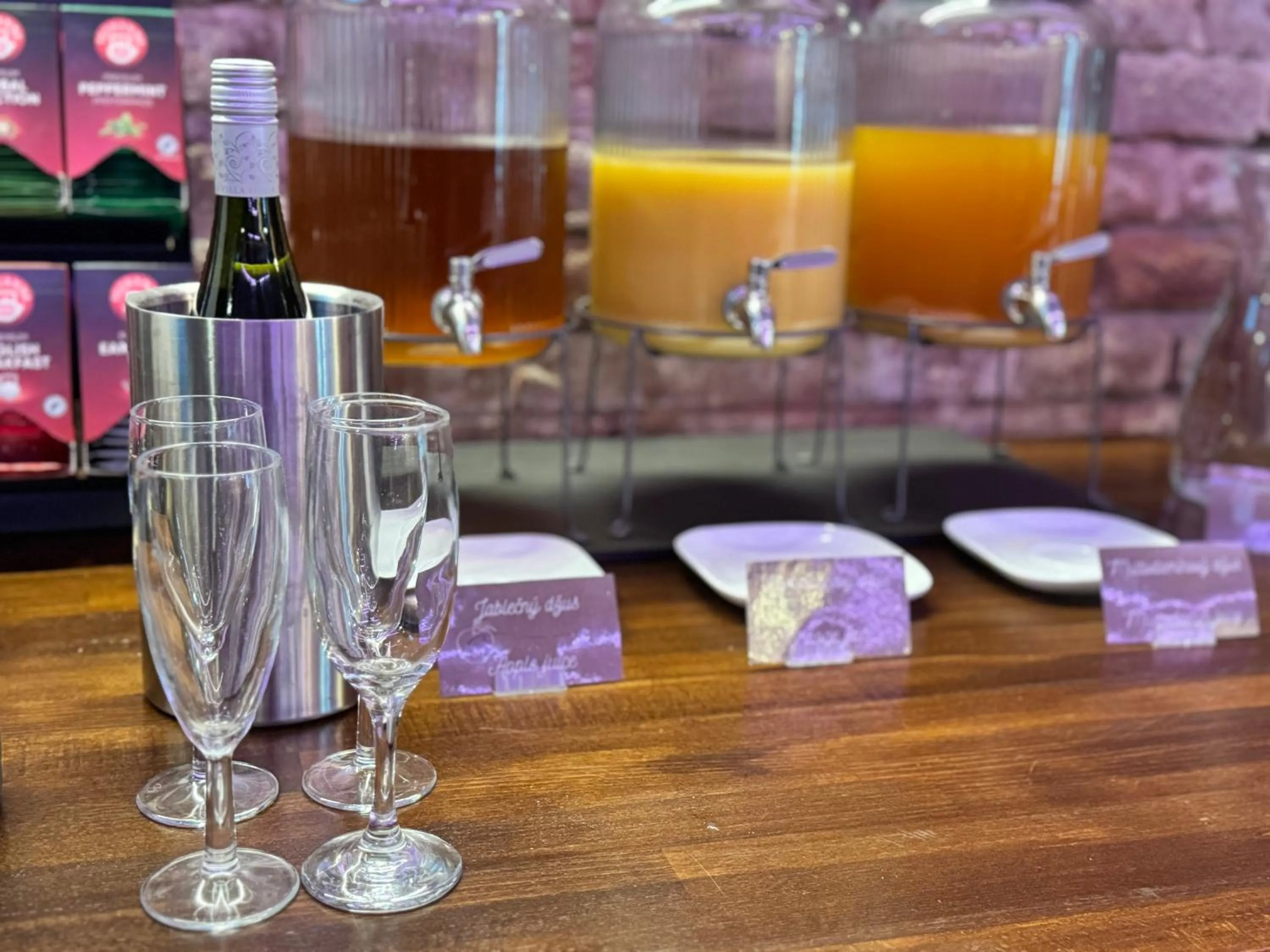 Breakfast in eFi Palace Hotel