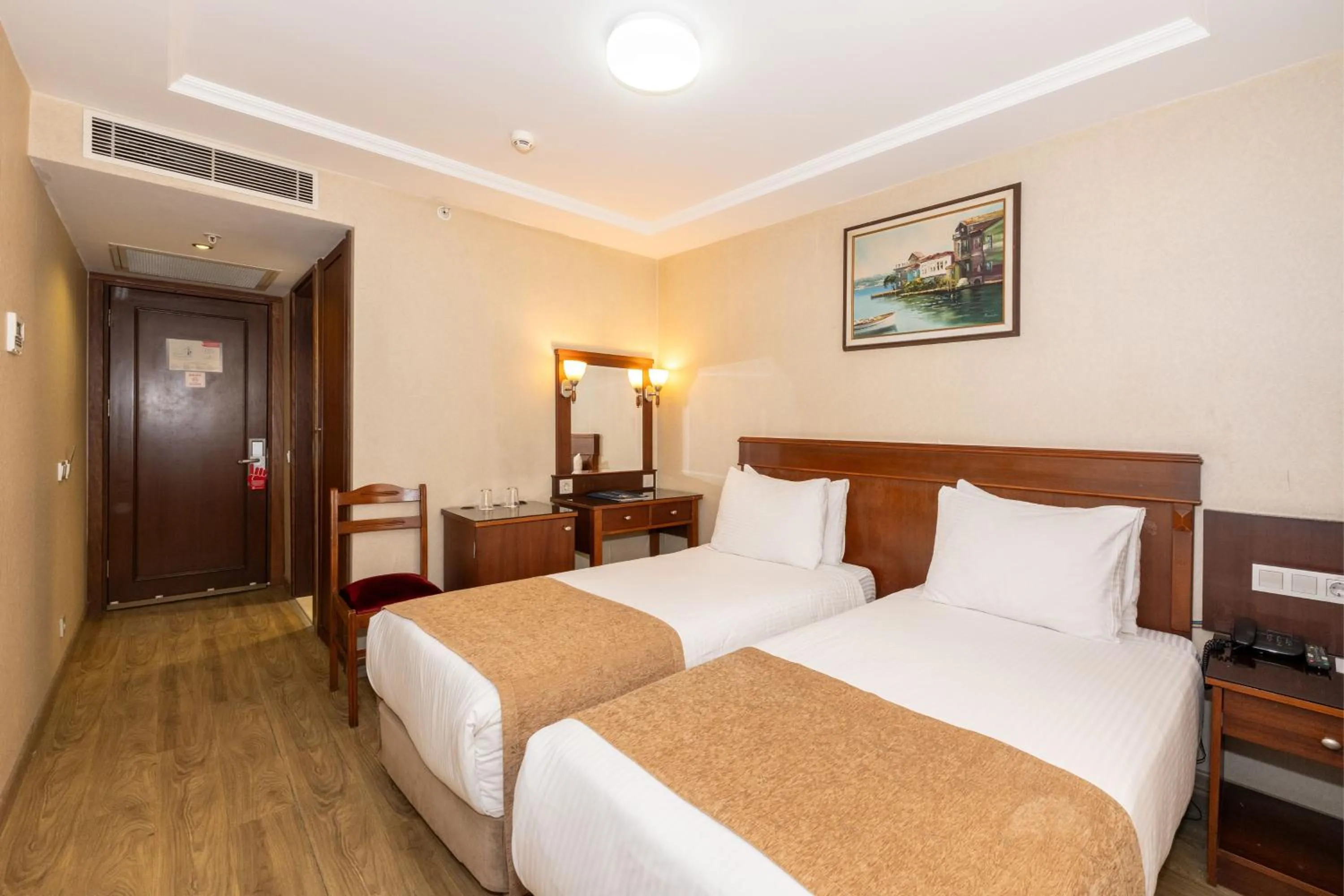 Bedroom, Bed in Askoc Hotel & SPA