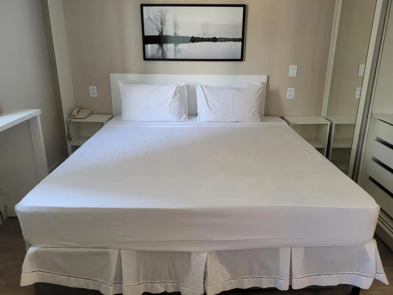 Bed in Elegant Flat Paulista Alameda Campinas Garagem , Pool, Ar Cod,