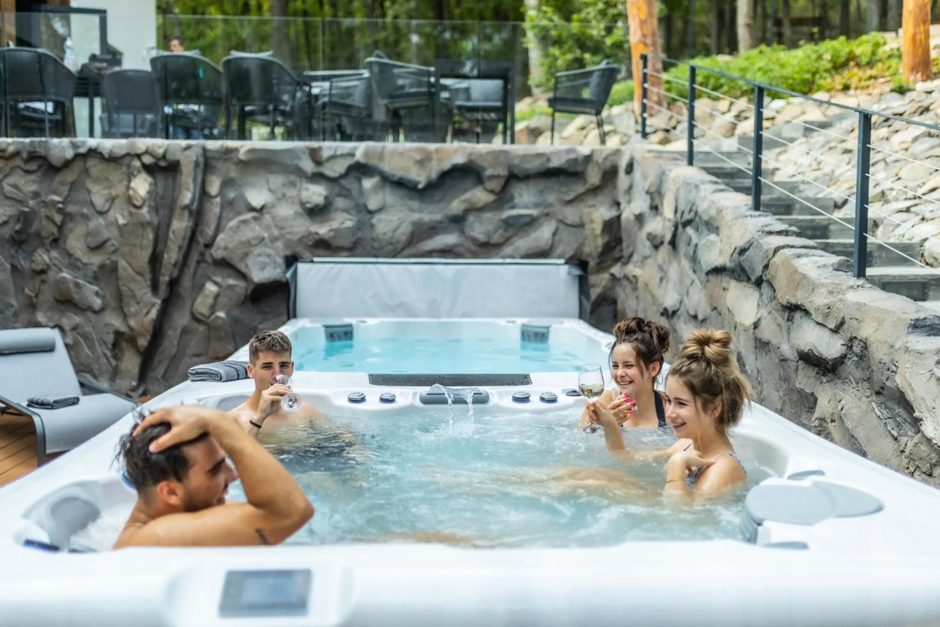 People in 4 Évszak Erdeihotel**** - Mátrafüred