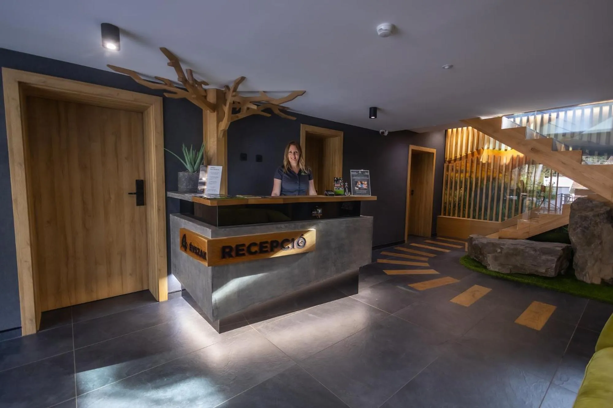 Lobby or reception in 4 Évszak Erdeihotel**** - Mátrafüred