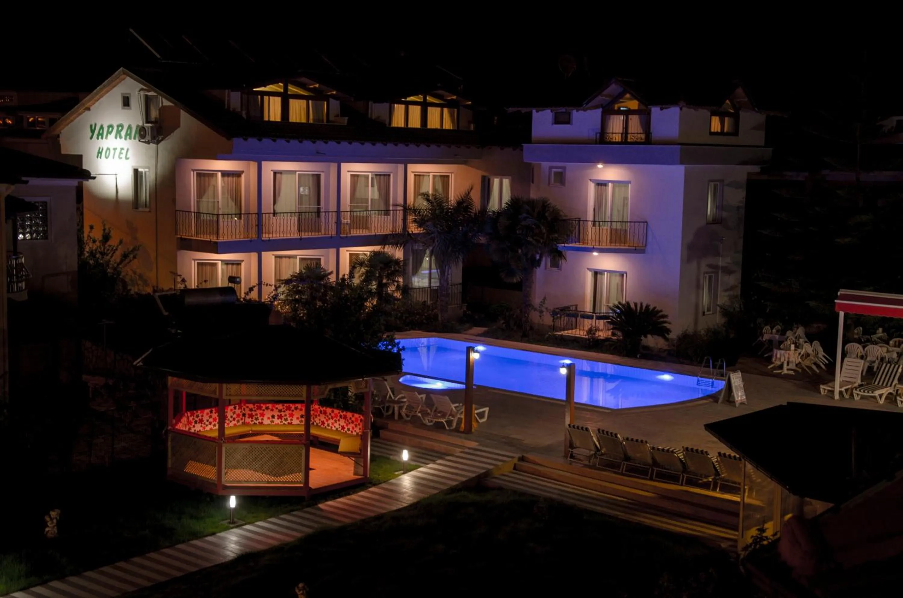 Night in Yaprak Hotel