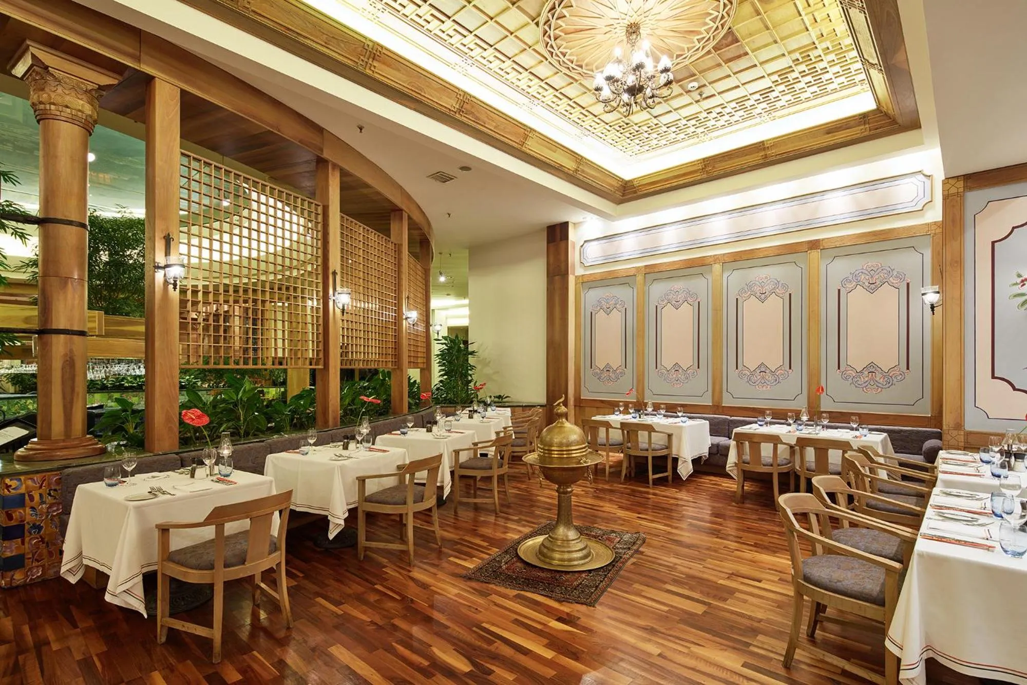 Restaurant/places to eat in Gloria Golf Resort