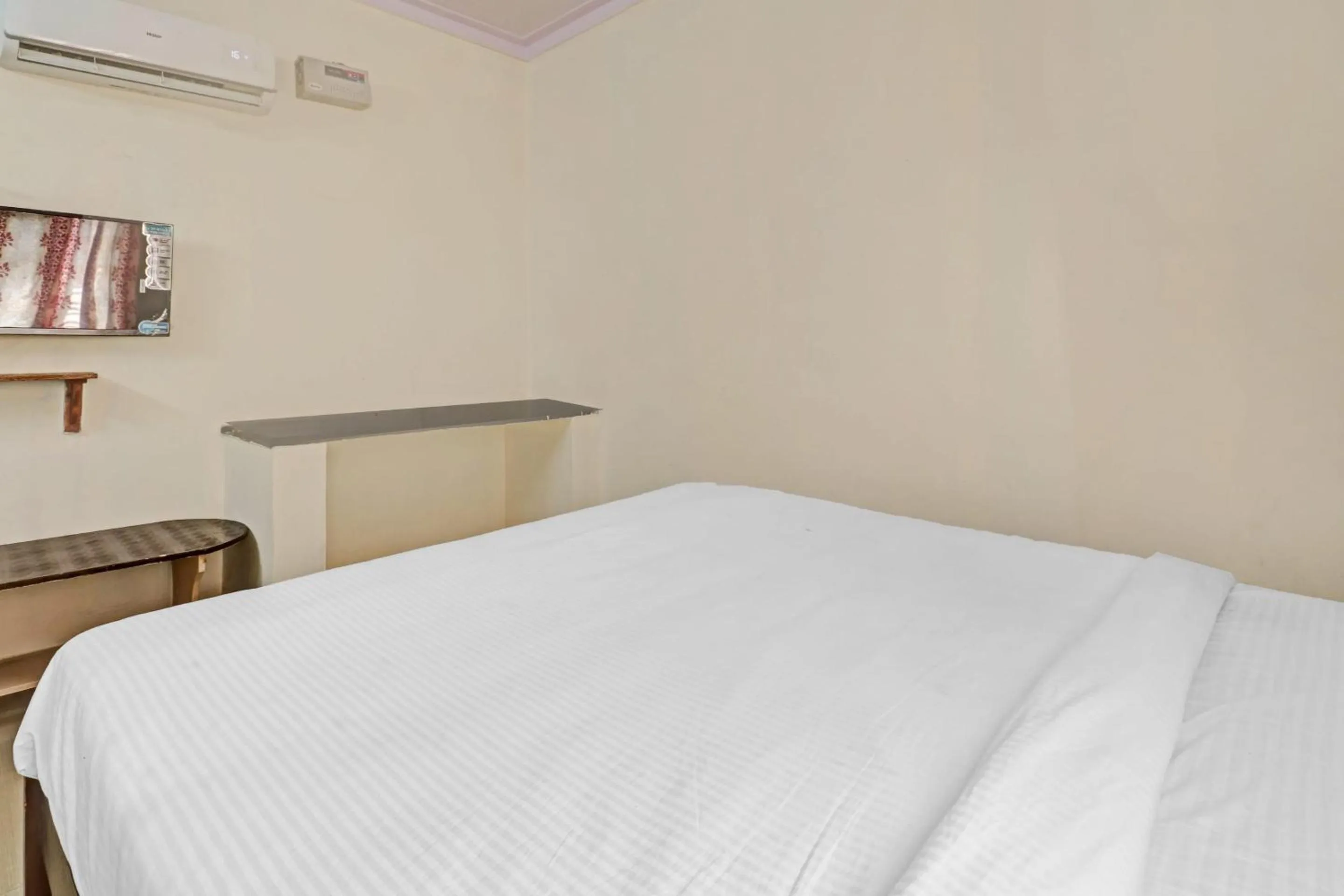 Bedroom, Bed in Hotel O Green Residency K Narayanapura Cross Bus Stop