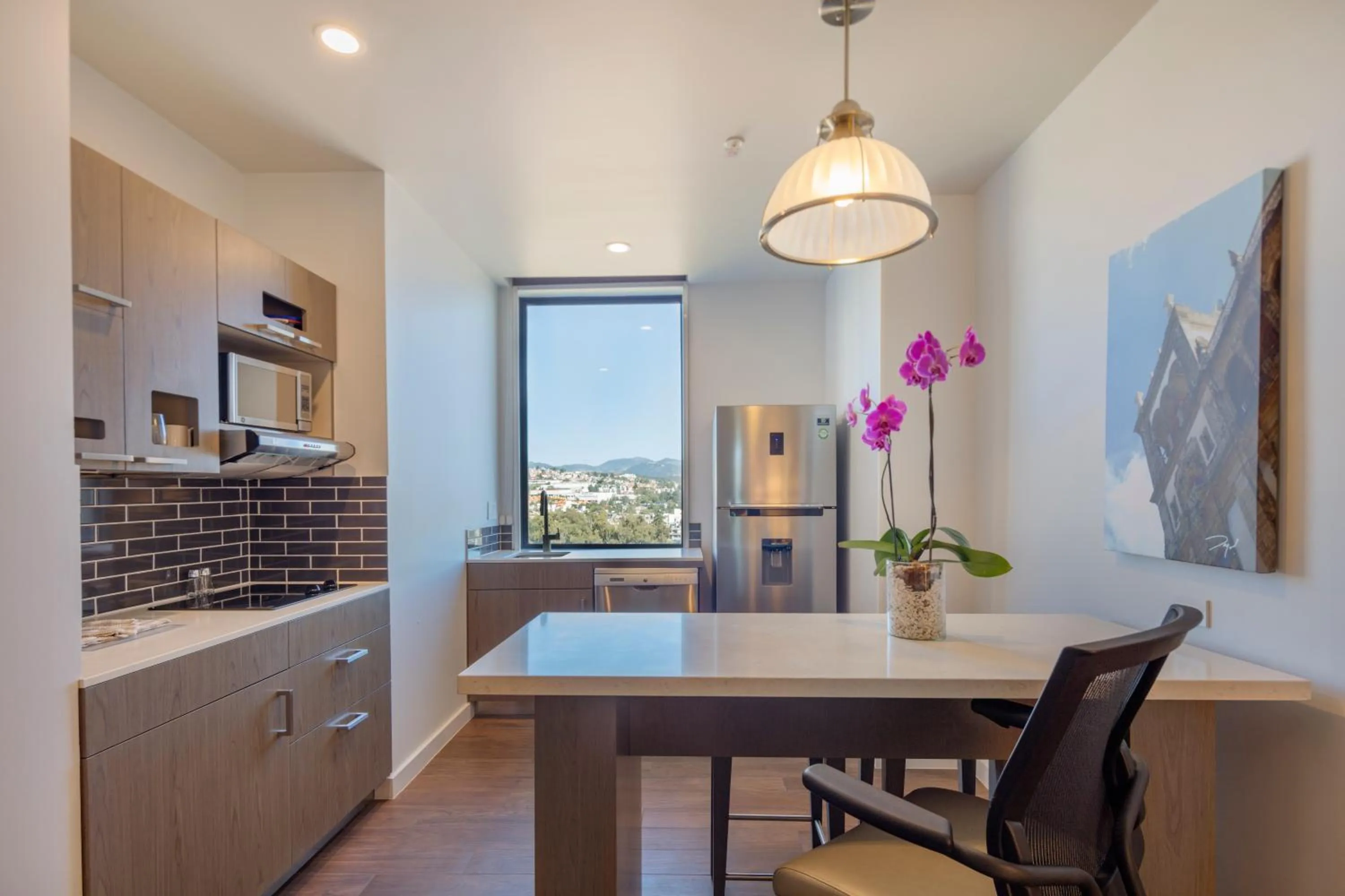 kitchen in Hyatt House Monterrey Valle San Pedro