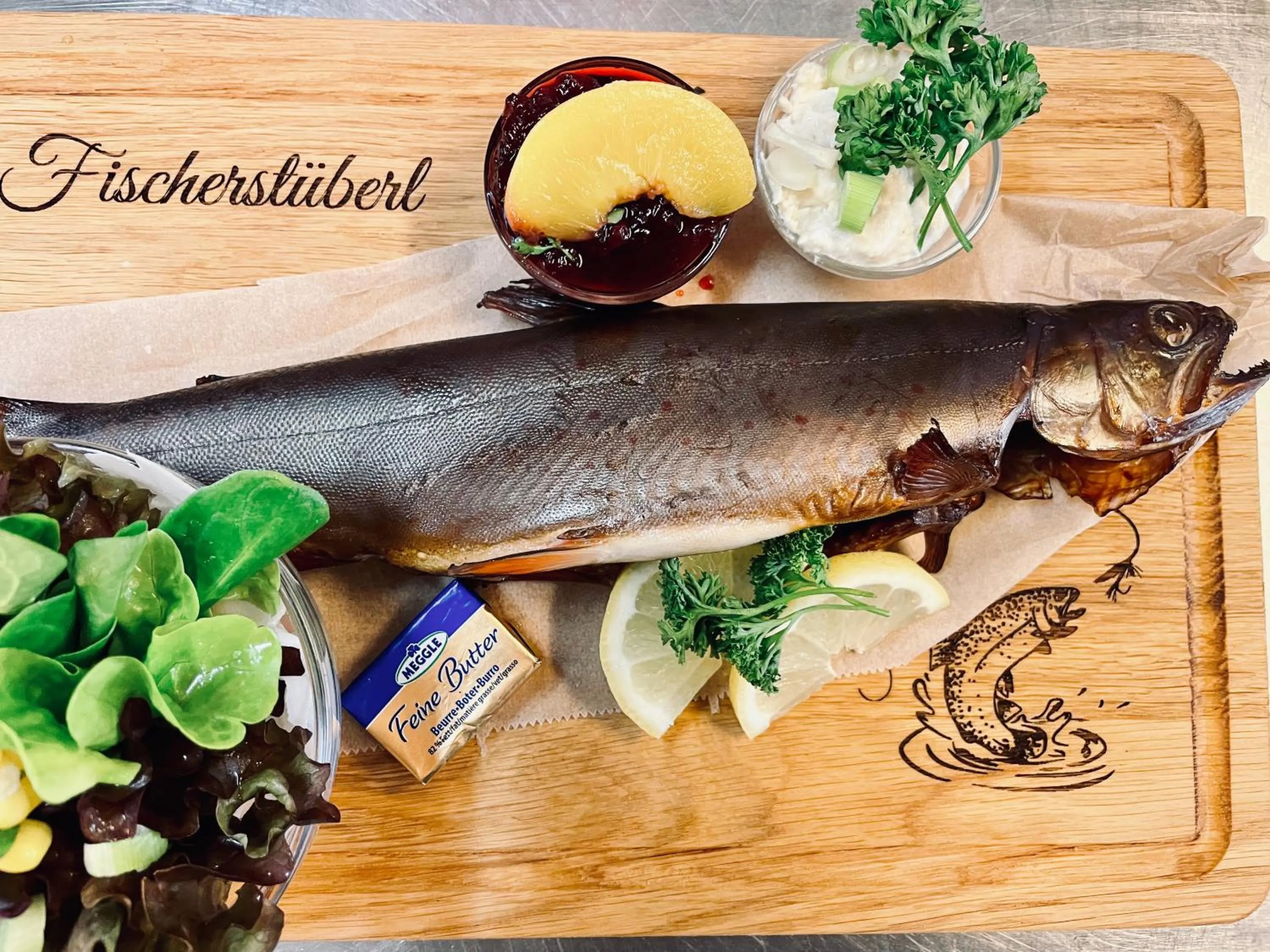 Restaurant/places to eat in Gasthof Pension Fischerstüberl