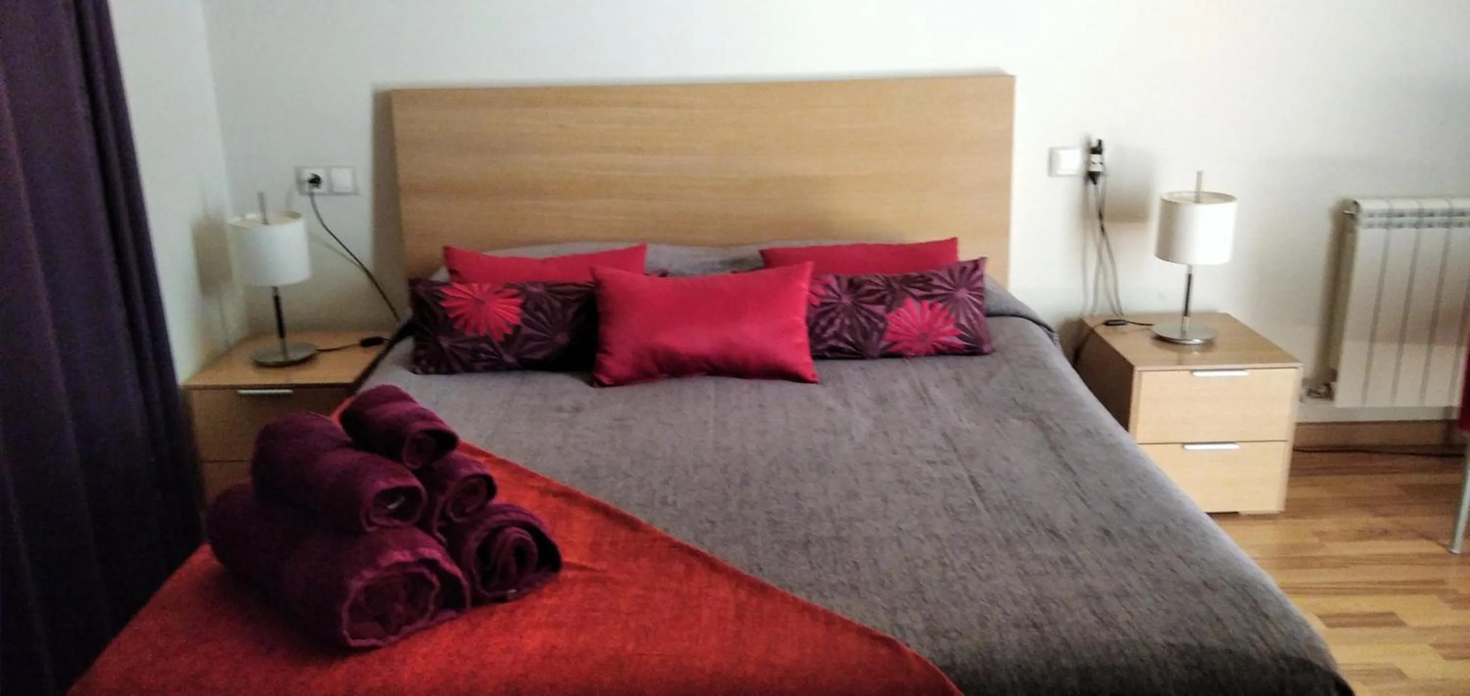 Bedroom, Bed in Petit Hotel Porrera