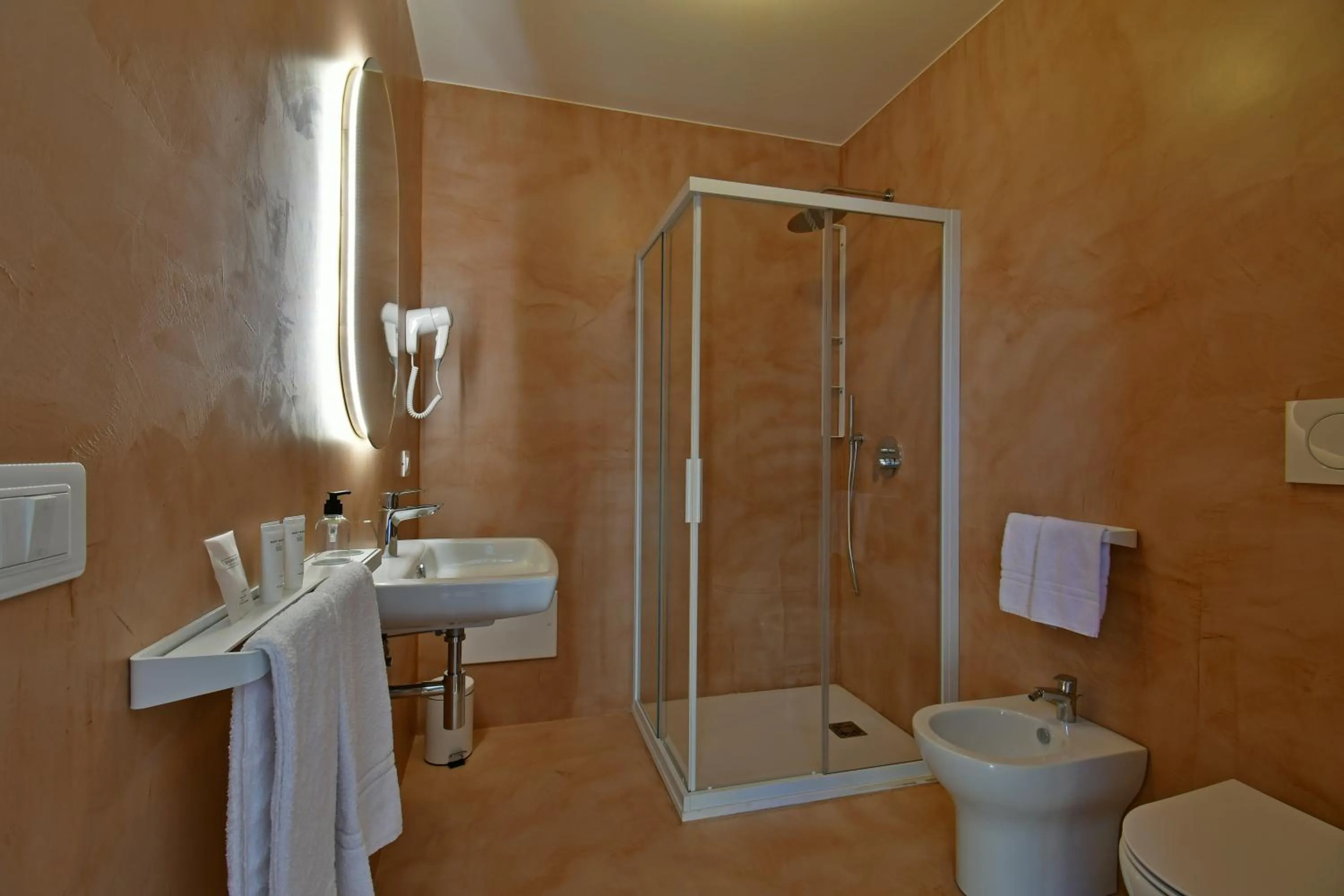 Bathroom in San Anton Hotel