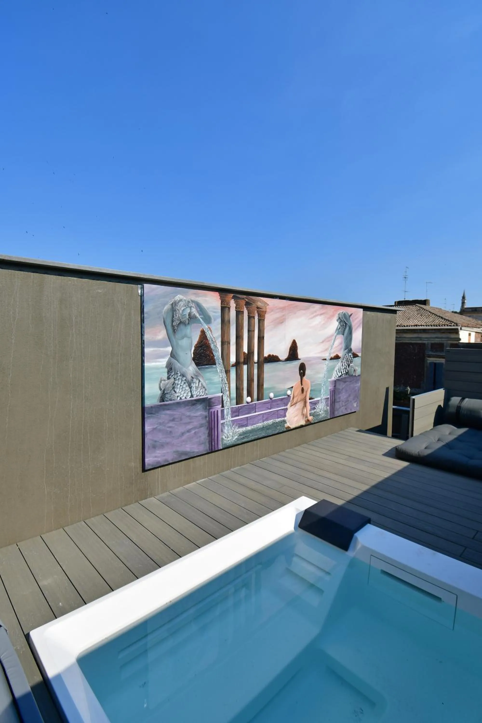 Hot Tub in San Anton Hotel