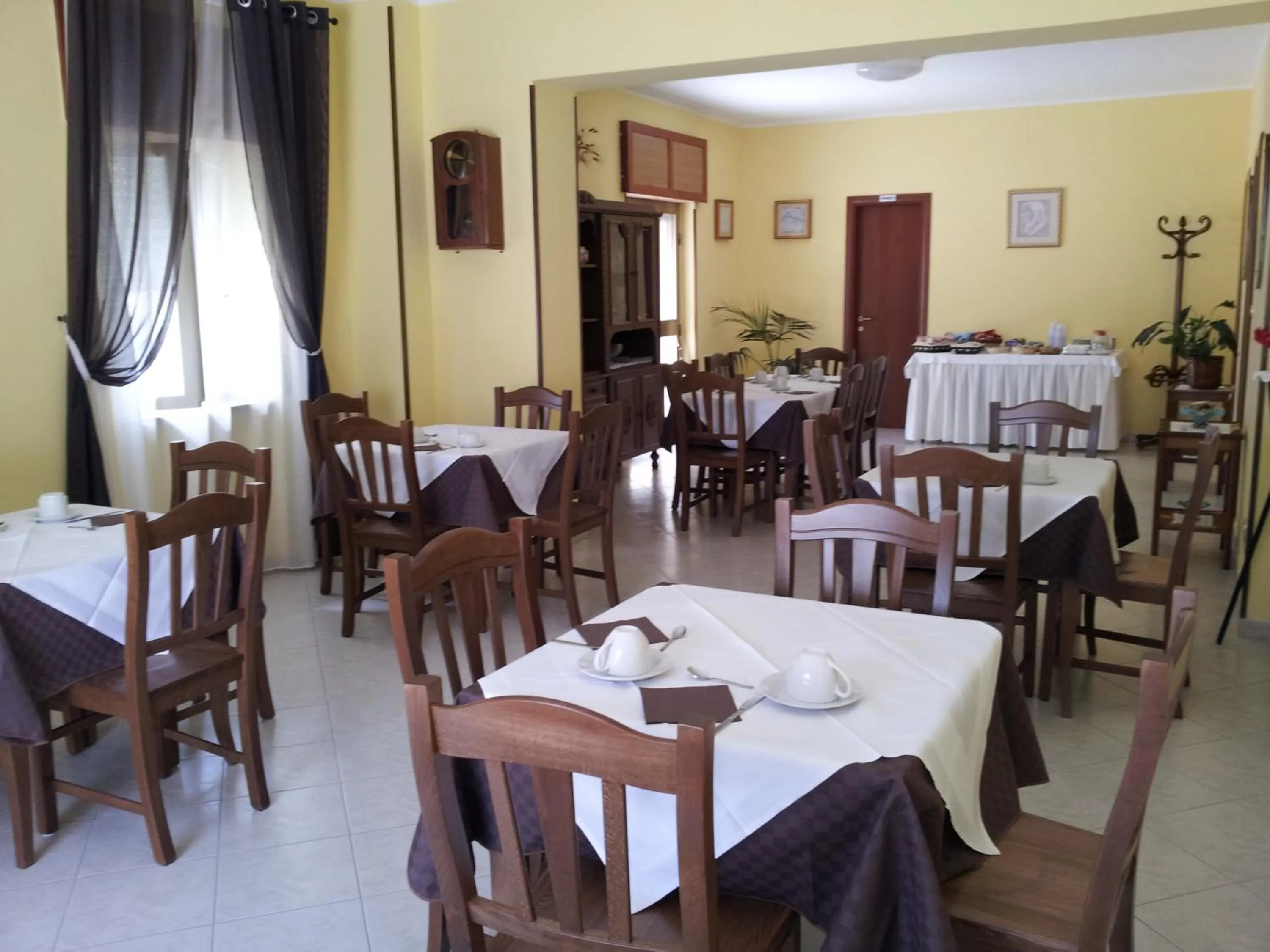 Breakfast in Holiday B&B