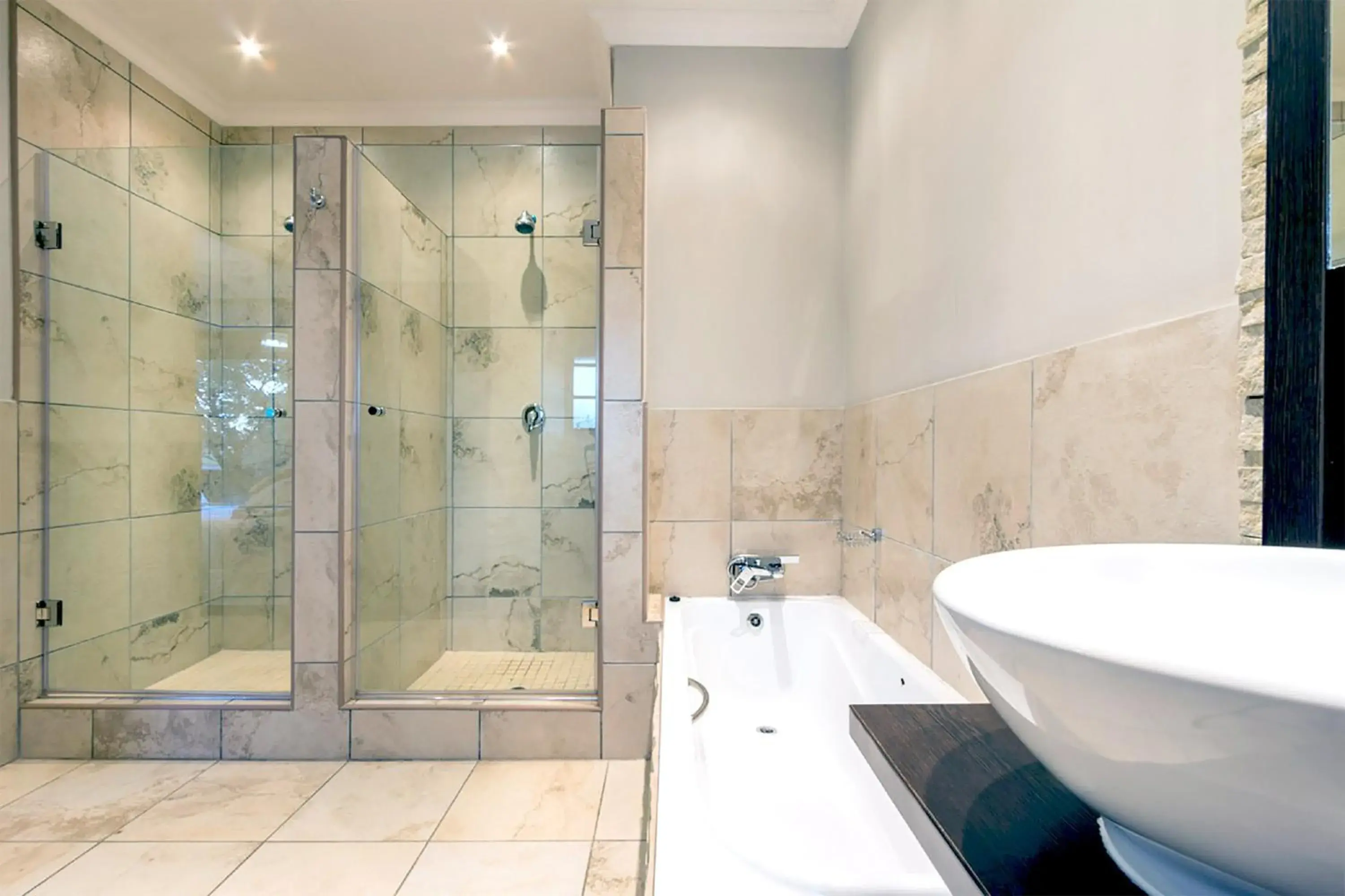 Family 4-bed Room in OR Tambo Guest House Family 4-bed Room in OR Tambo Guest House