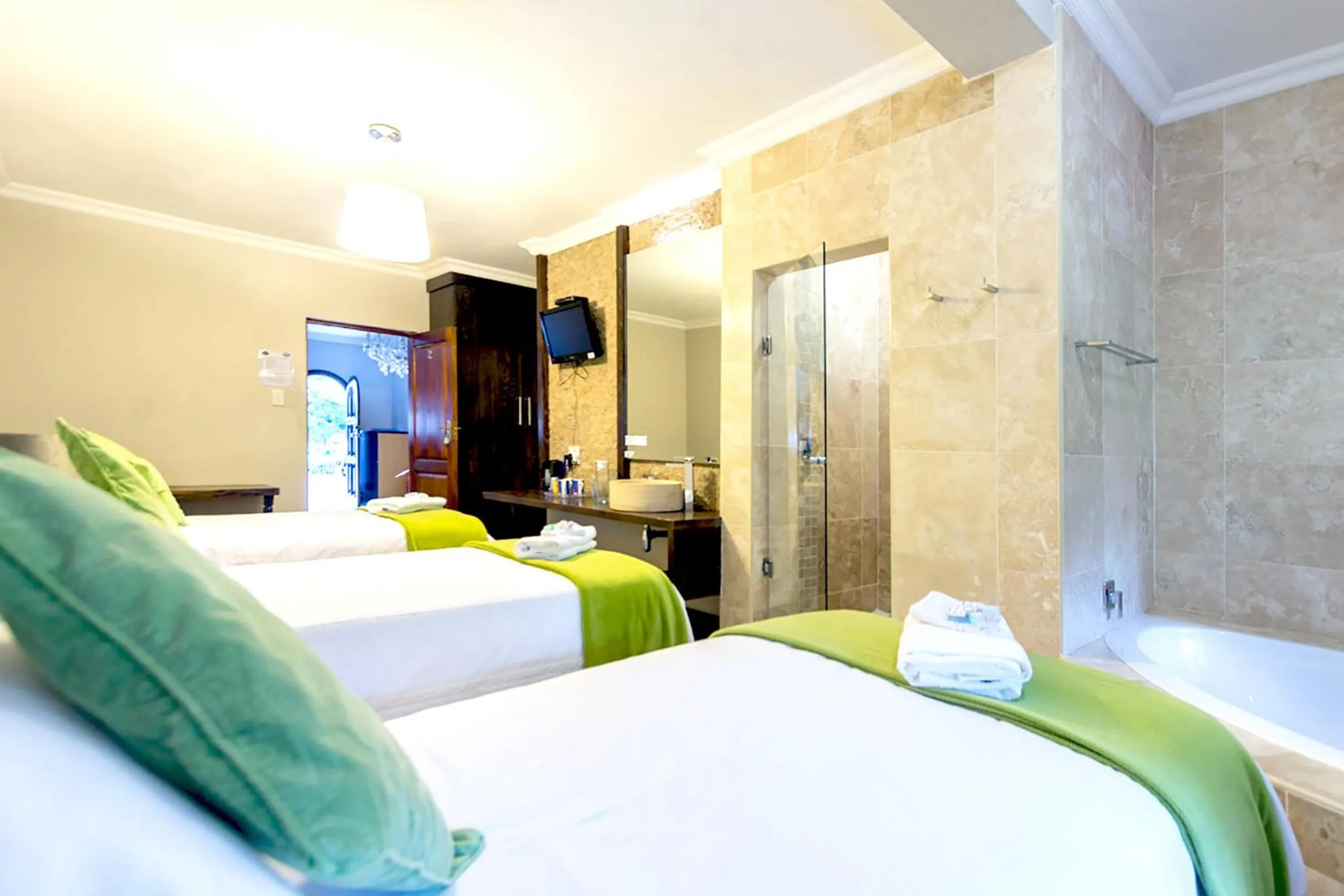 Photo of the whole room, Bed in OR Tambo Guest House