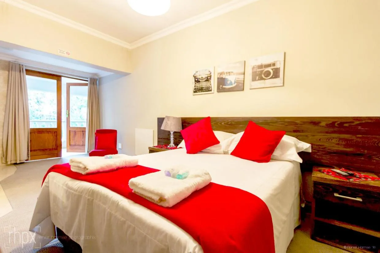 Bed in OR Tambo Guest House